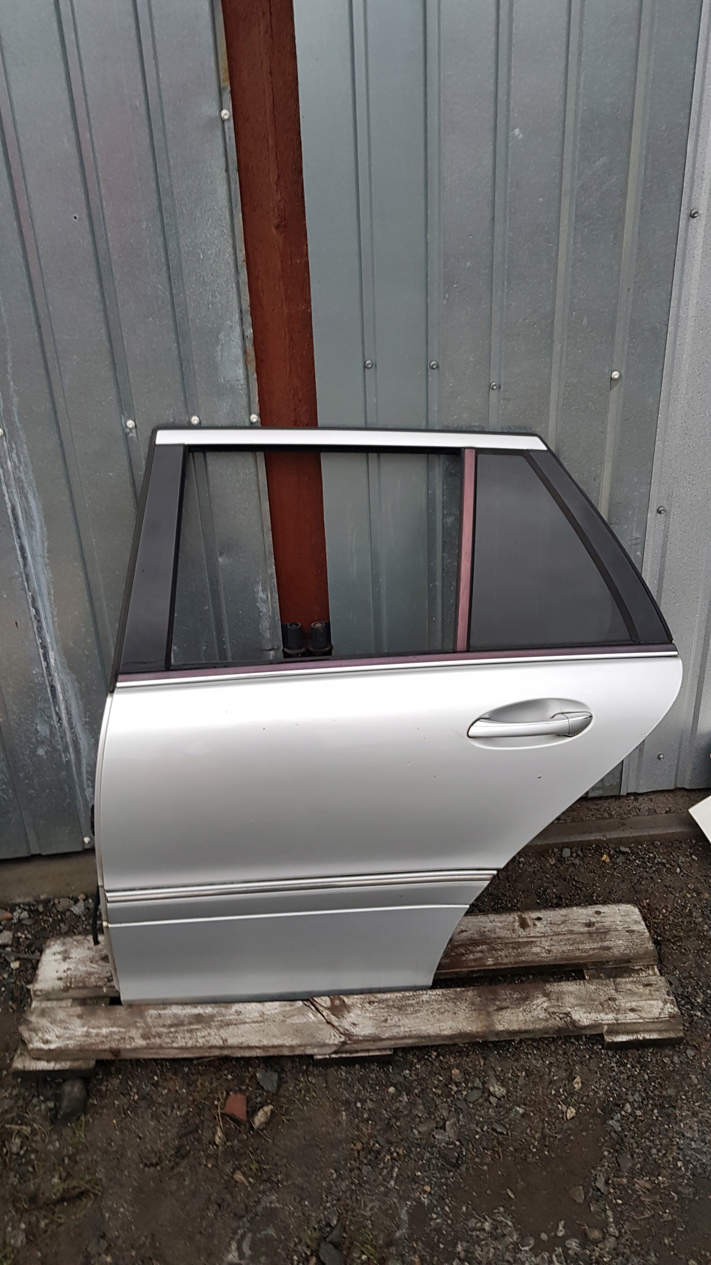 MERCEDES W203 Tür links heck KOMBI