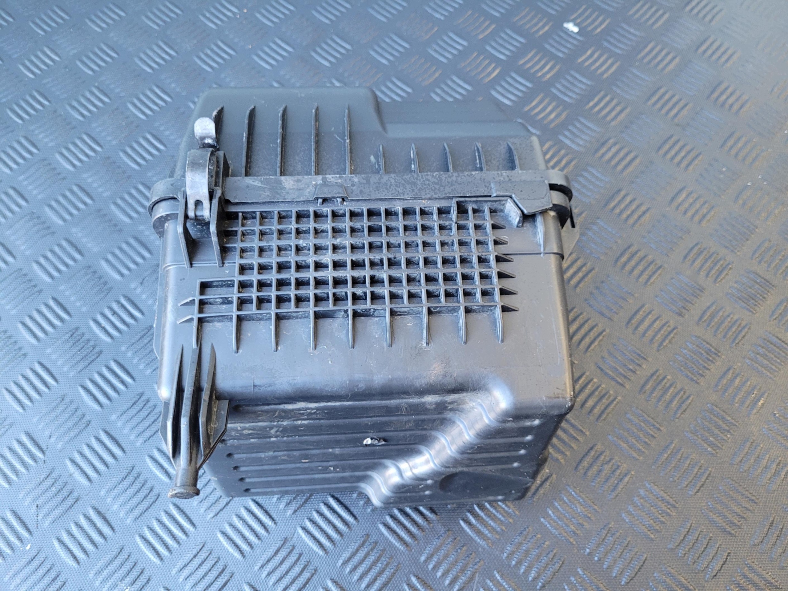 23110-35100 luftfiltergehäuse SSANGYONG KORANDO IV 4 C300 1.6 D
