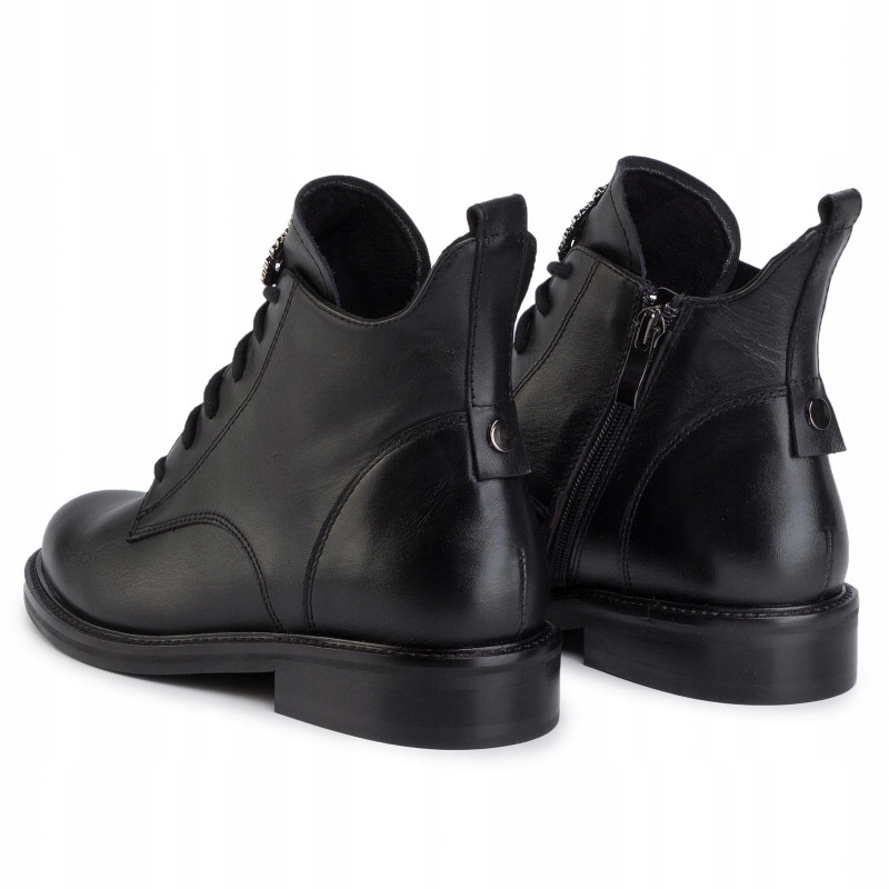 Botki Nessi 19628 Czarny r.40 Marka Nessi