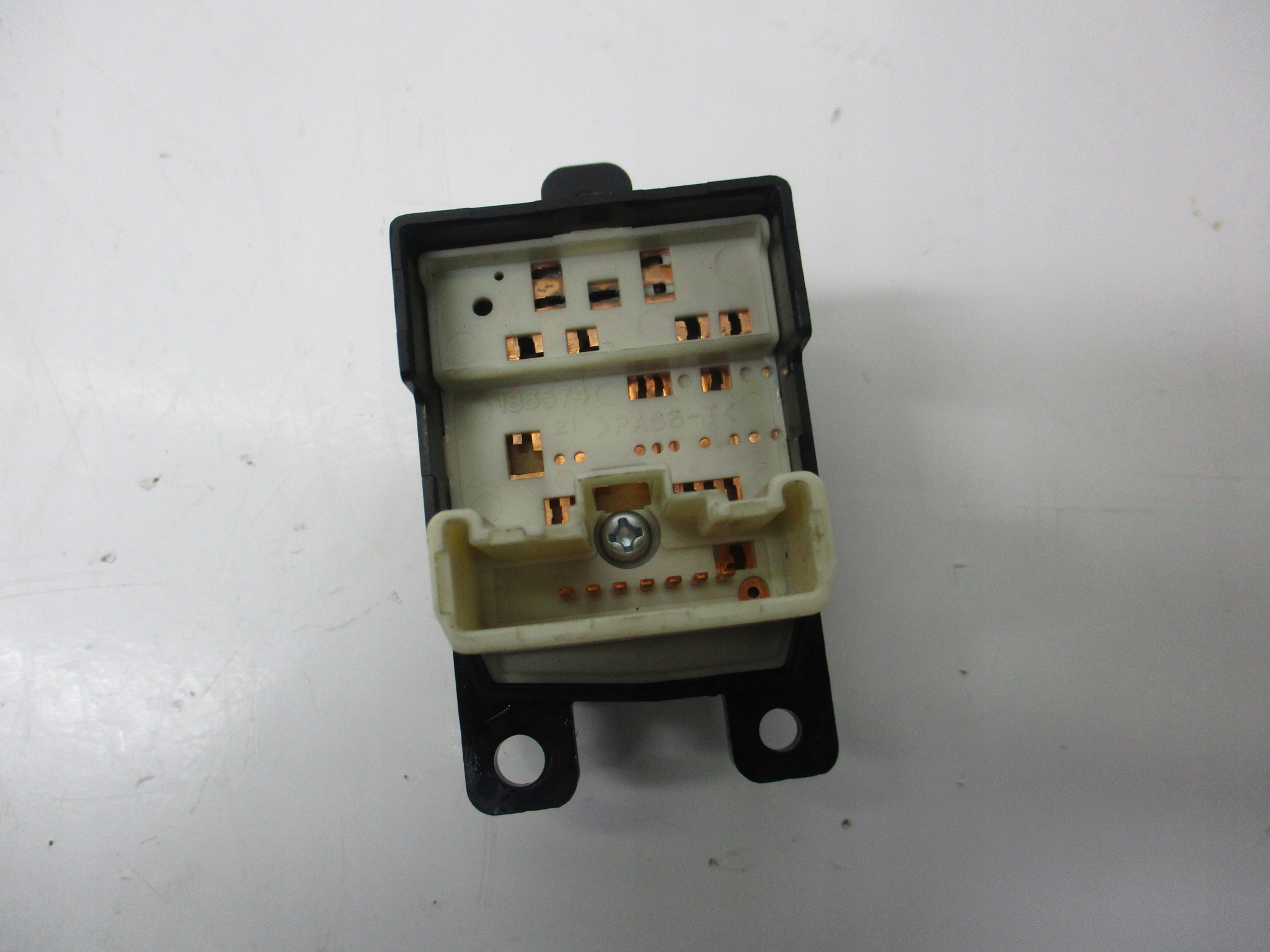 mirror control switch button MAZDA 6 183608