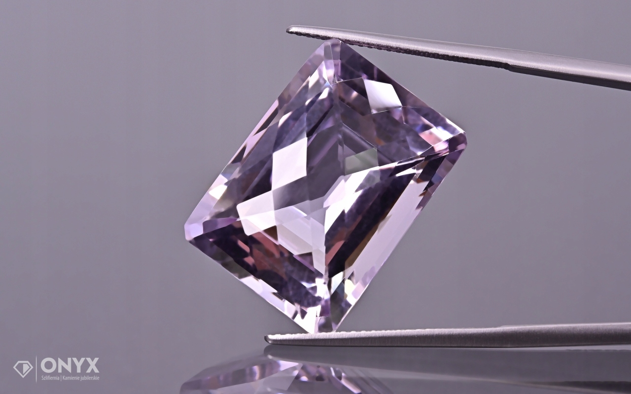 Ametyst fazetovaný oktagon 22x16 mm