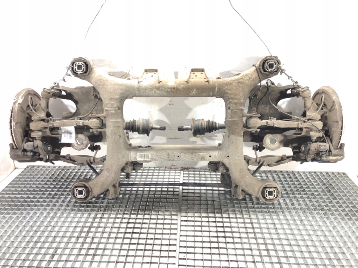 BELKA TYŁ BMW F11 Kombi 09-17 OŚ WÓZEK