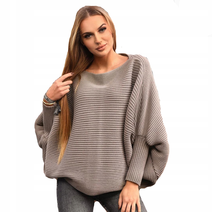 

Ovesizowy Sweter ala Ponczo