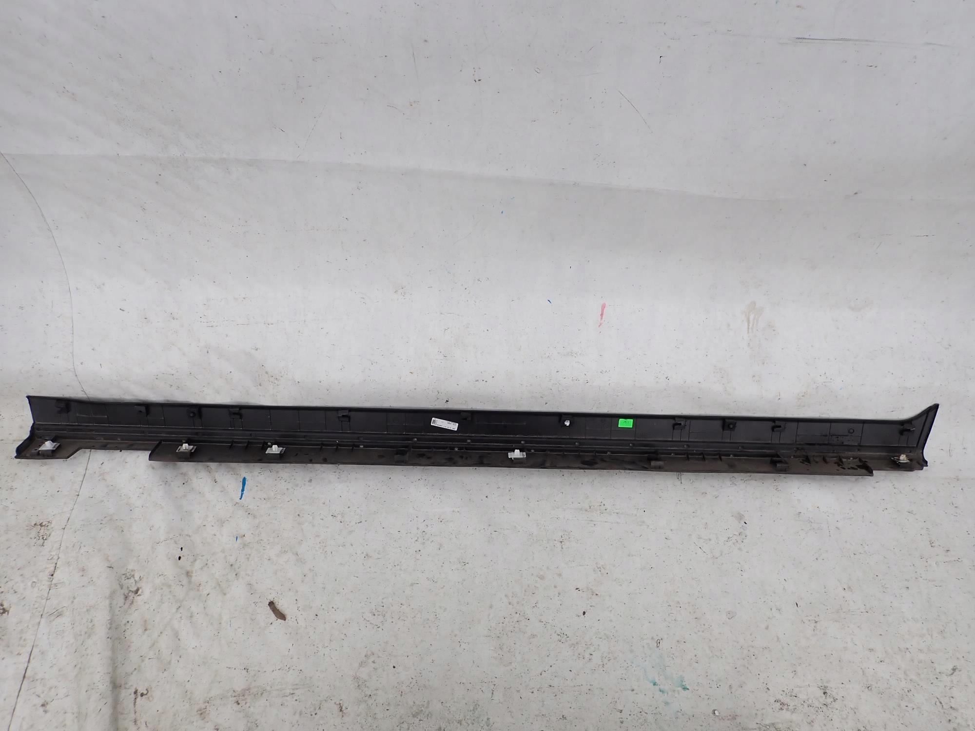 HYUNDAI TUCSON IV 4 20-> threshold moulding threshold left