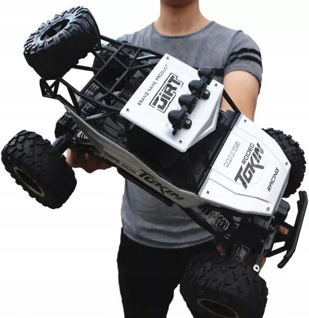 WIELKI SAMOCHÓD ZDALNIE STEROWANY AUTO RC METAL TERENOWY NAPĘD 4X4 PILOT
