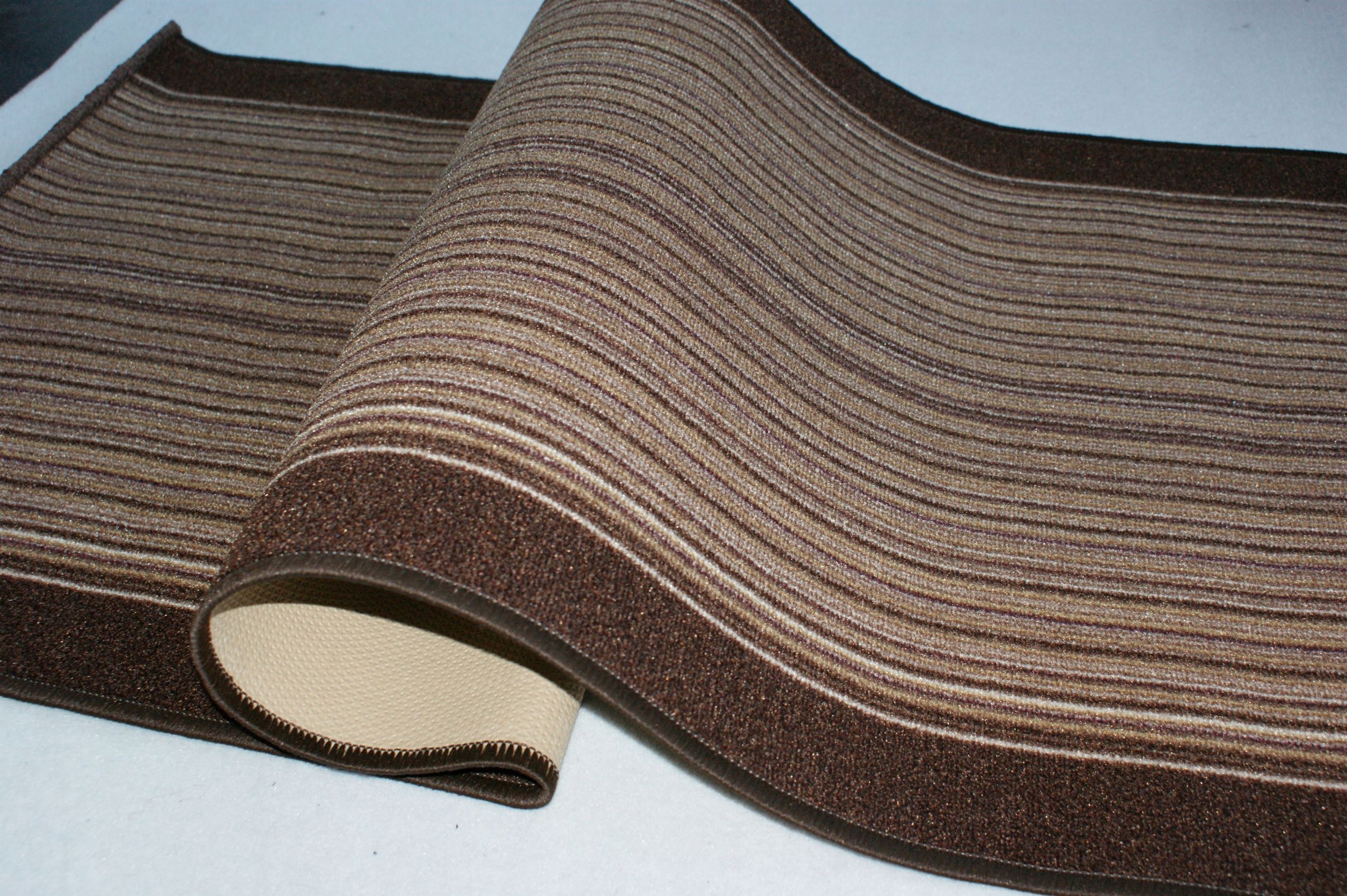 

Chodnik antypoślizgowy szer 100cm Pasy Brown