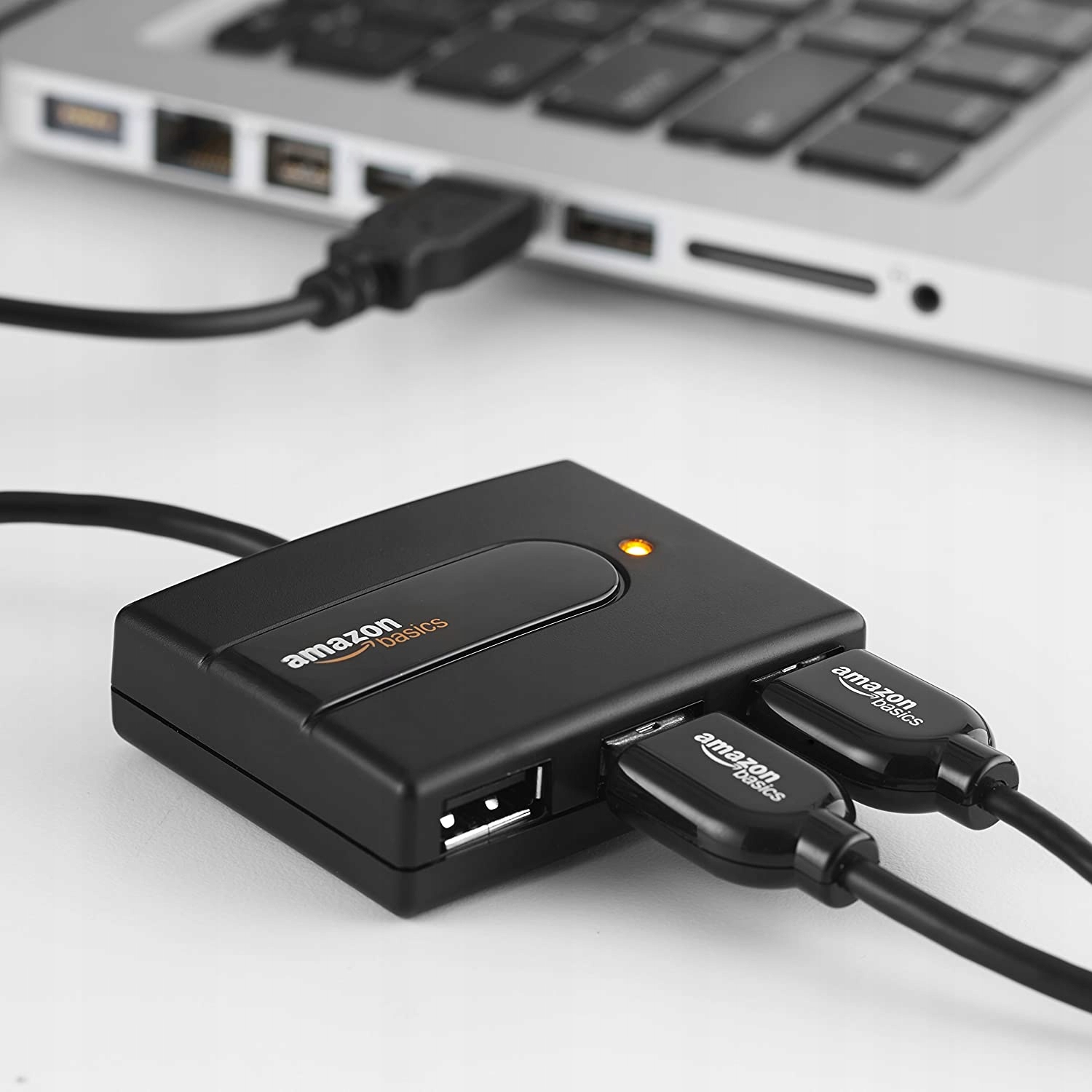 Hub USB Amazonbasics 4-port Kod producenta 0841710160352
