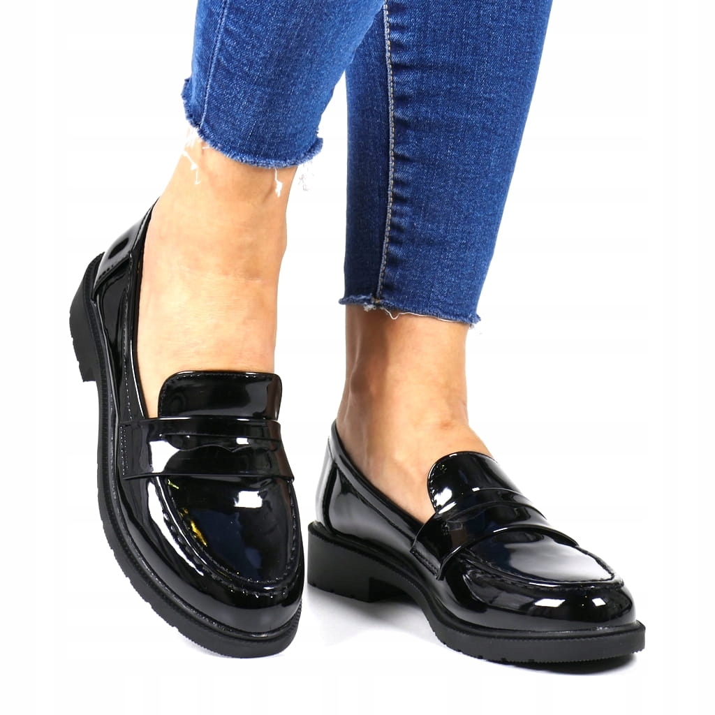 WYGODNE LOAFERSY DAMSKIE MOKASYNY NA GRUBEJ PODESZWIE BUTY PŁASKIE CZARNE Kod producenta 888 CZARNE LAK