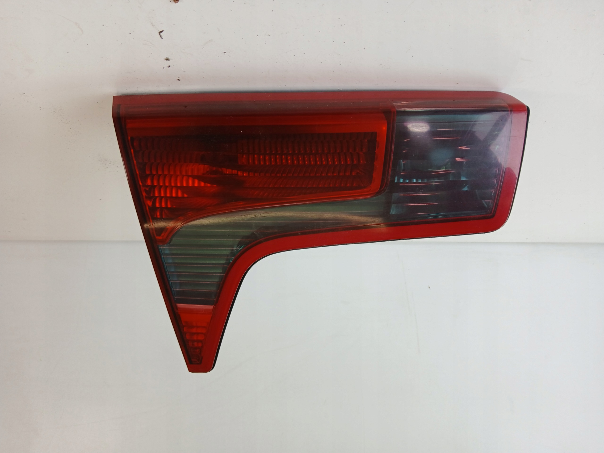 CITROEN C5 and LIFT light left rear part trunk door