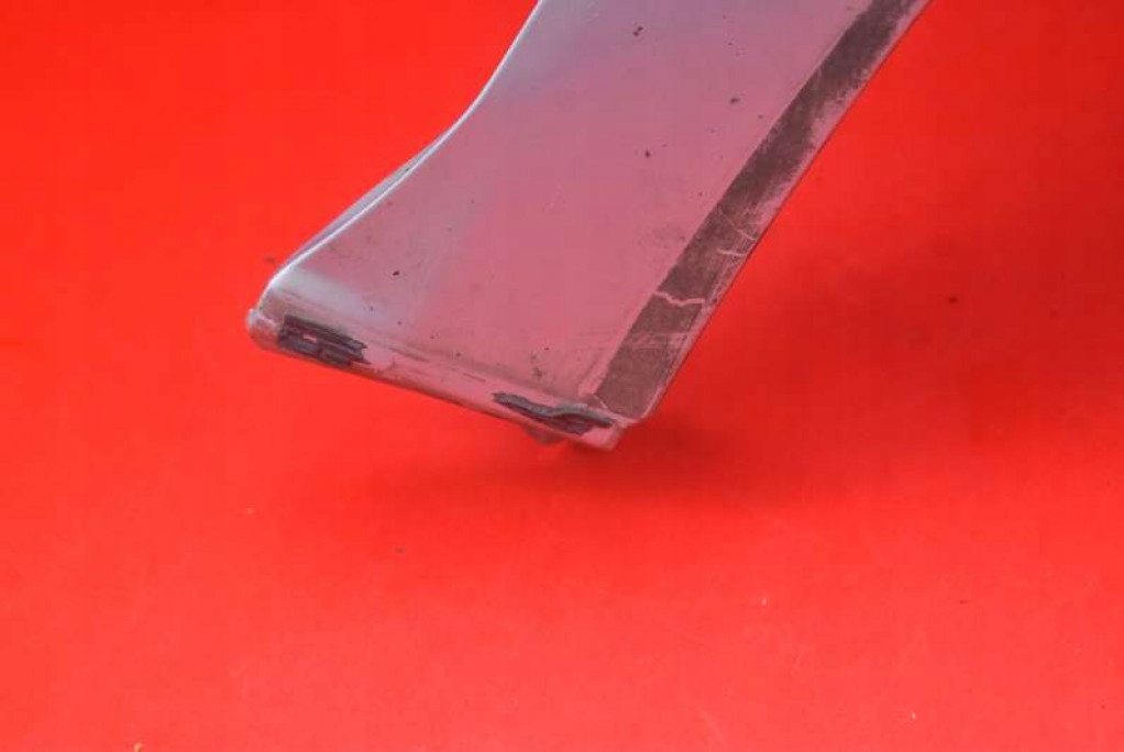 fender right front front SREBRNY NISSAN TIIDA 04-12