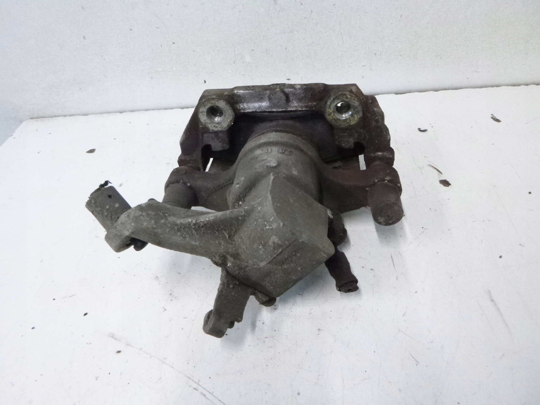 caliper brake rear part Opel Signum 2.2DTi 2004r.