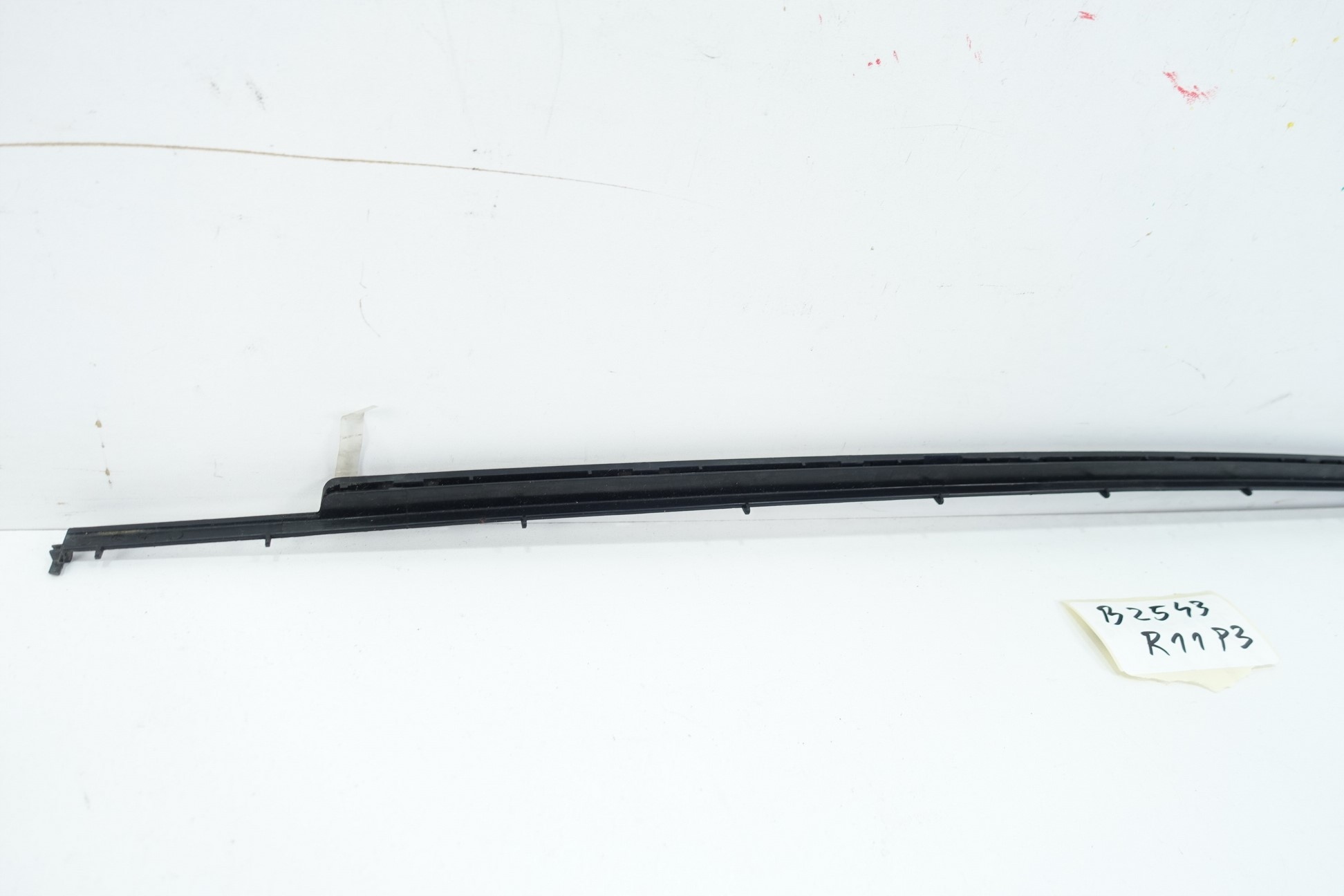 moulding windows front FORD FOCUS MK4 JX7B-A03178
