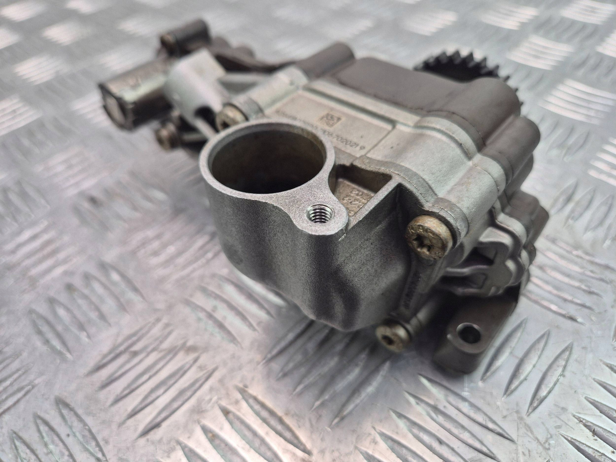 Ölpumpe Mercedes E200 W213 R2641810001 M264.920