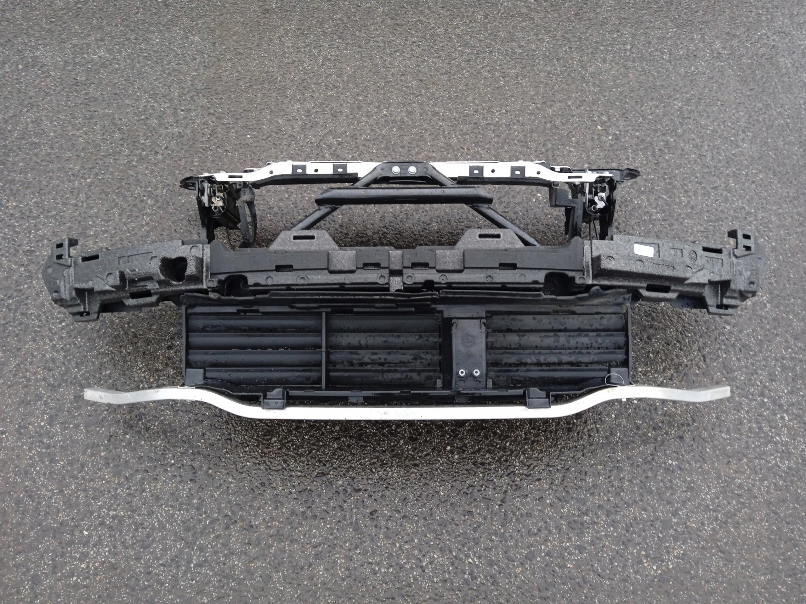 BMW 4 G26 M-PAKIET MPAKIET PAS PRZEDNI WZMOCNIENIE BELKA ZAMKI