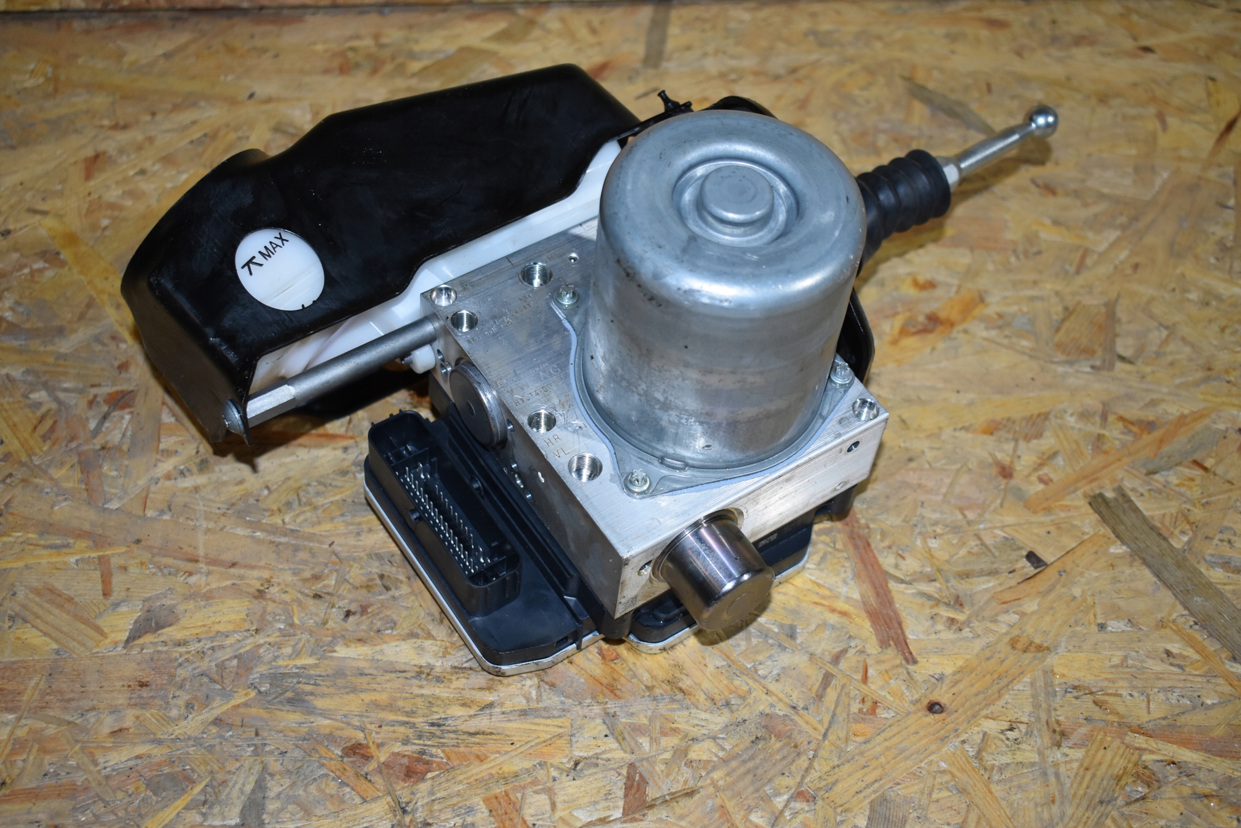 IDEALNE servo brake AUDI A5 B10 1