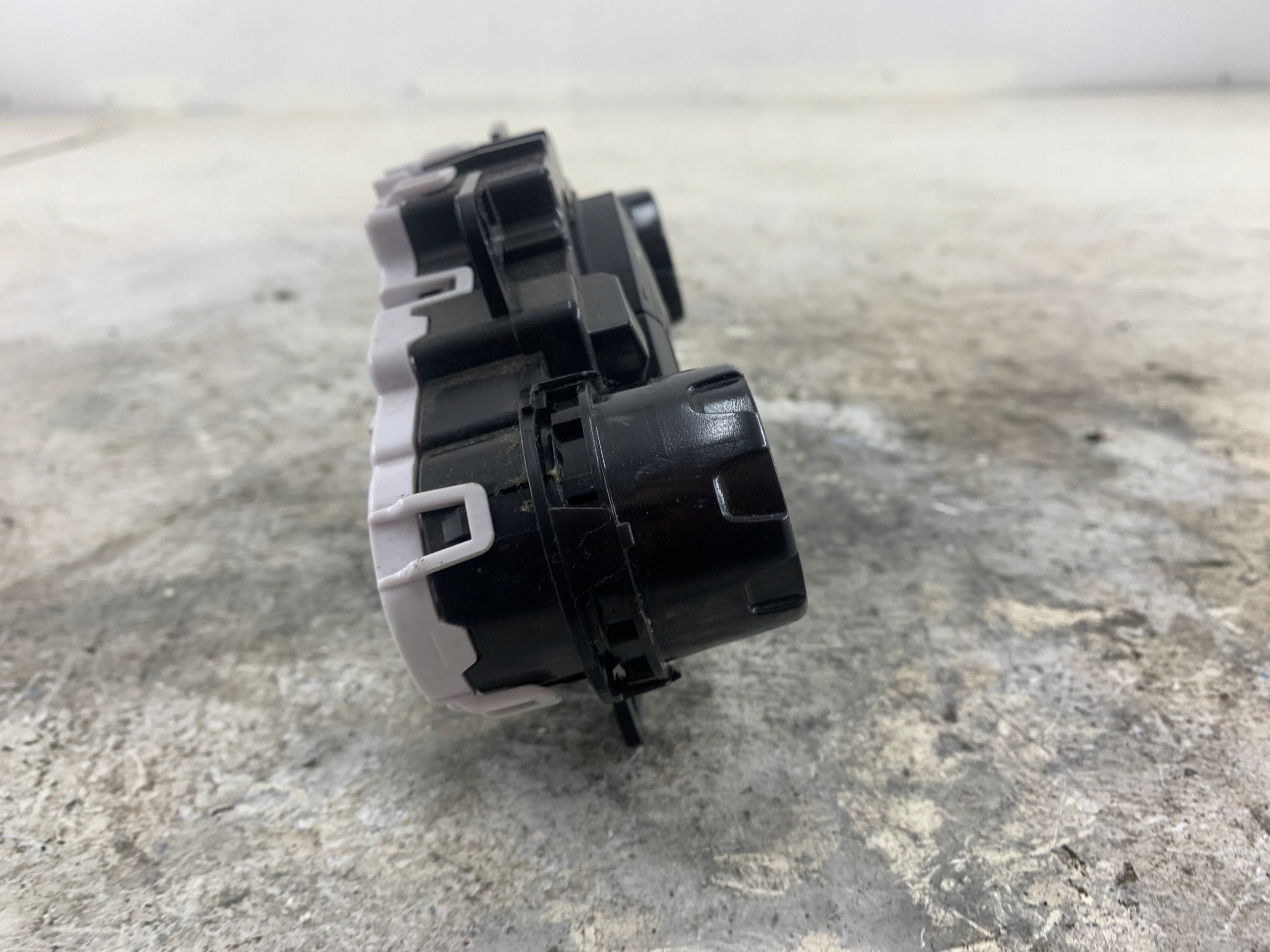 FORD FIESTA MK7 Unite commande clima 8A6T18C612