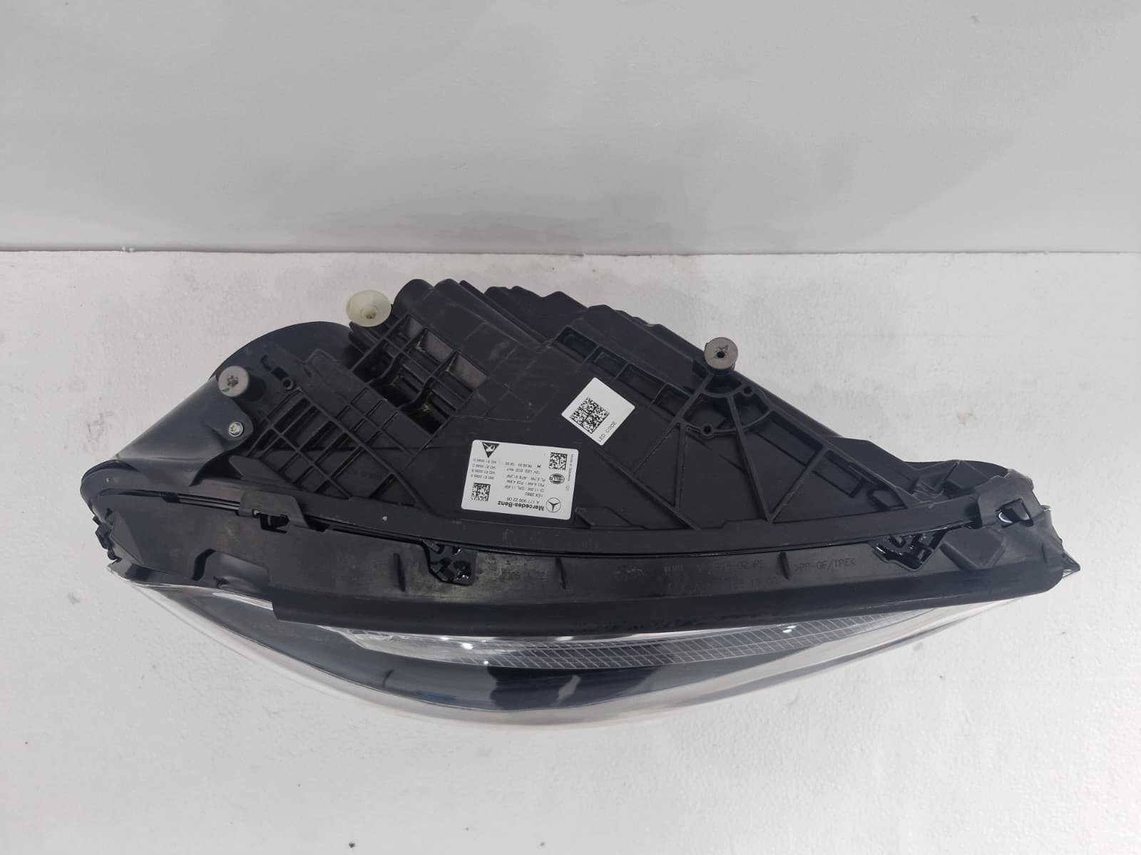 light right Mercedes W117 LIFT FULL LED Performance