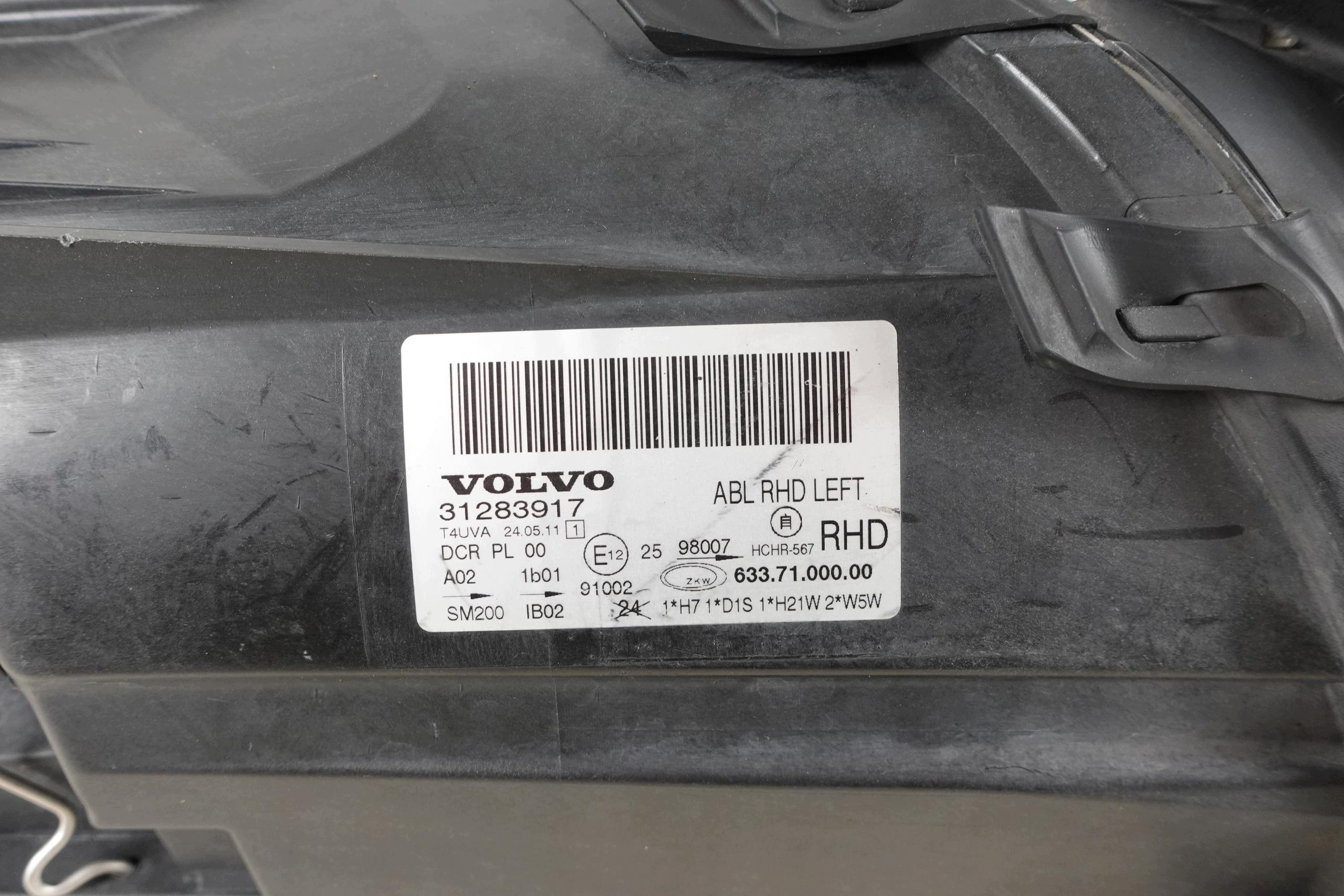 light left front left front VOLVO S80 2 II V70 3 III 06-11 XENON RHD