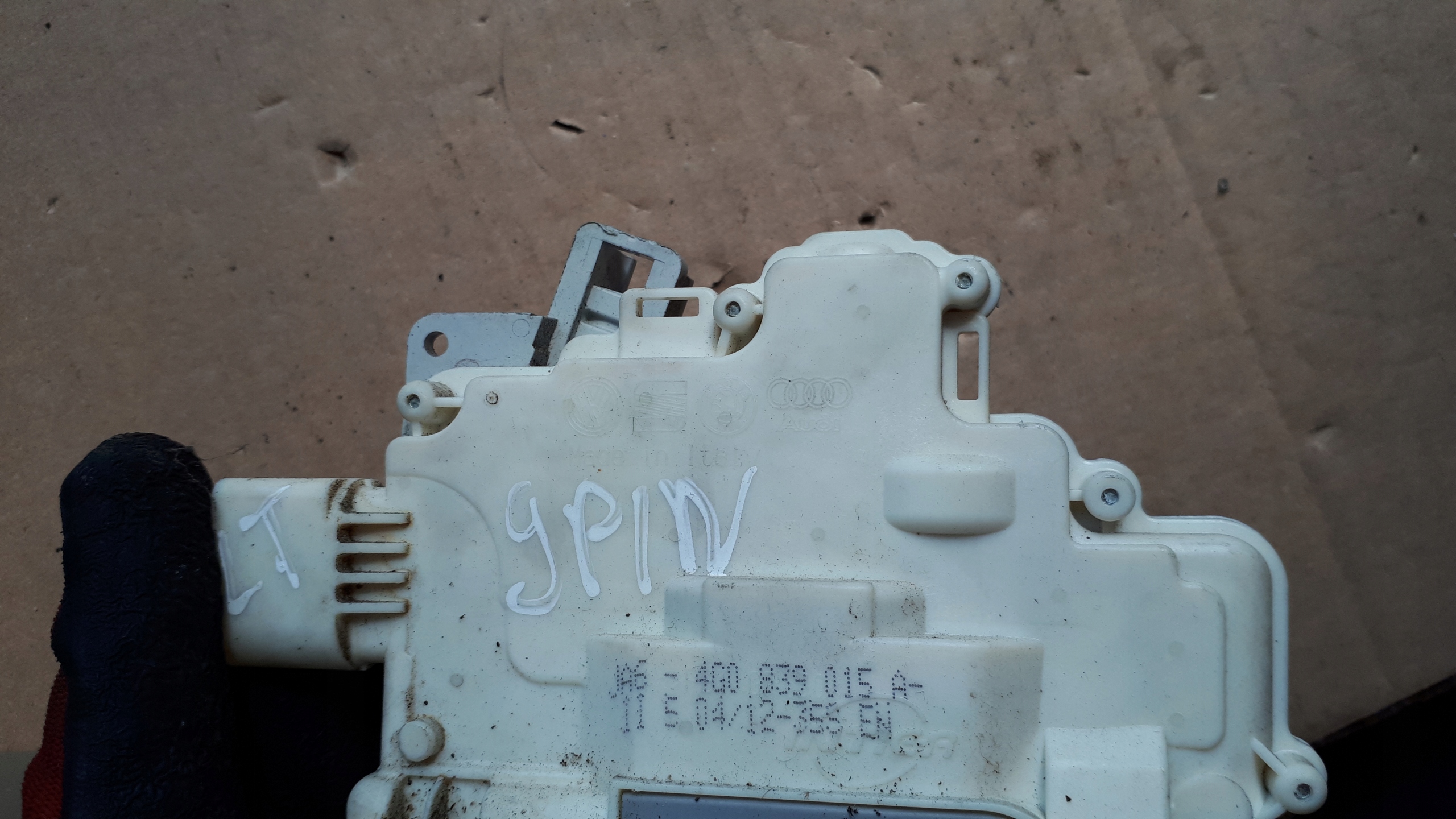 A6 C7 4G lock door left rear part 9 PIN 4G0839015A A7