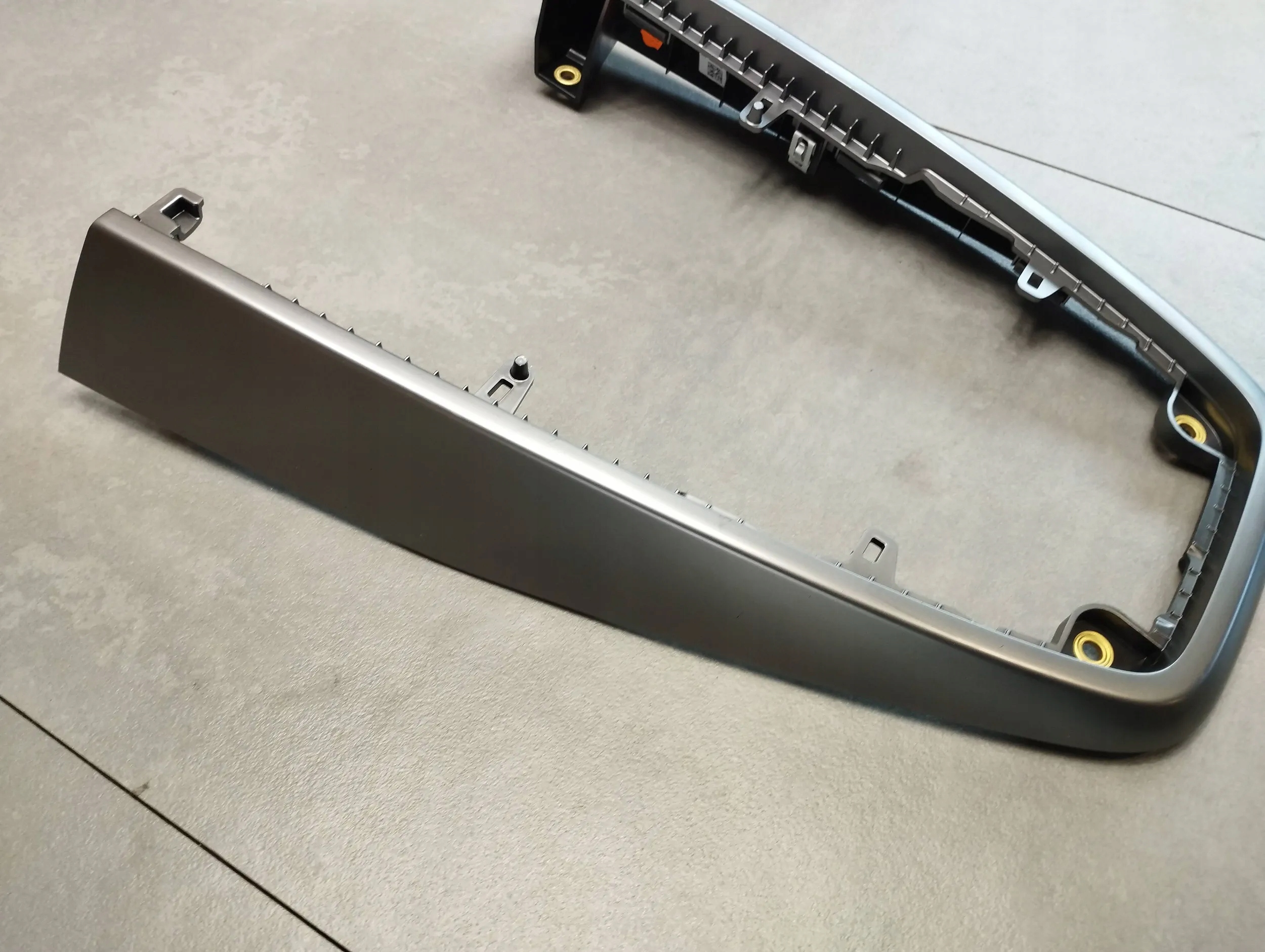 Audi Q4 e-tron cover frame TUNELU 89A863969