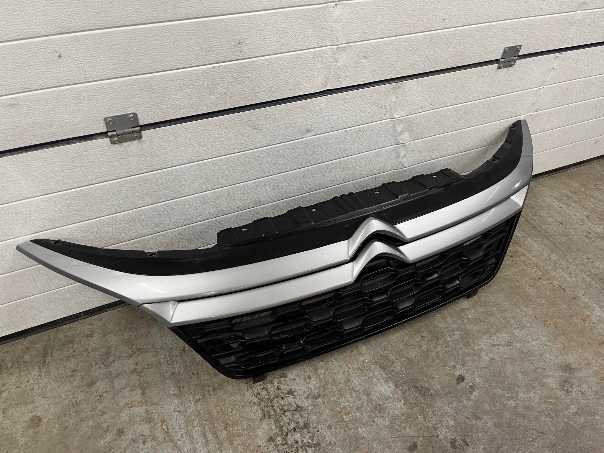 Citroen Jumper I Kühlergrill FRONTGRILL Kühlergitter - Thumbnail 2