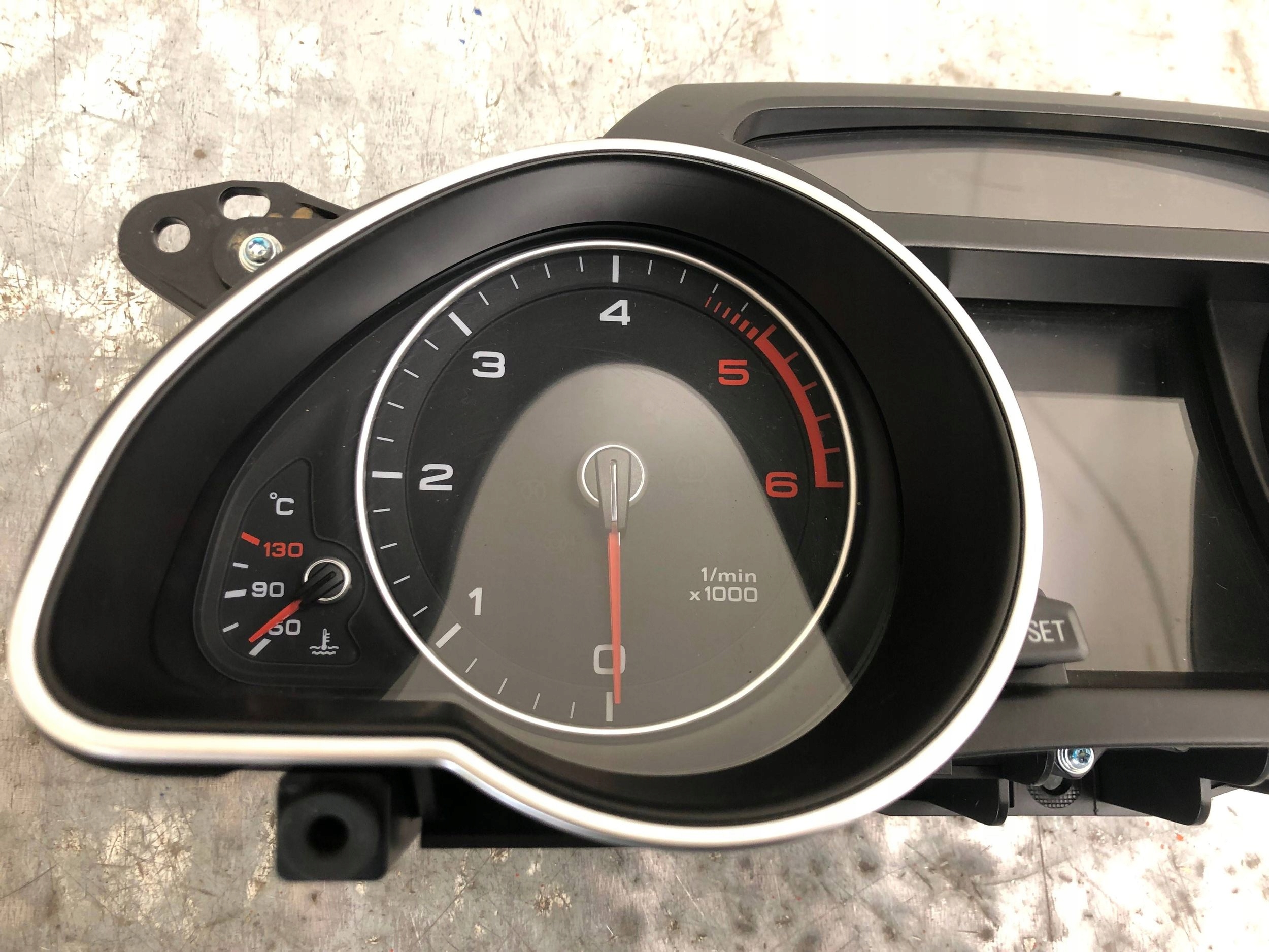dials dials AUDI A4 B8 LIFT A5 8T0920930D EUROPA