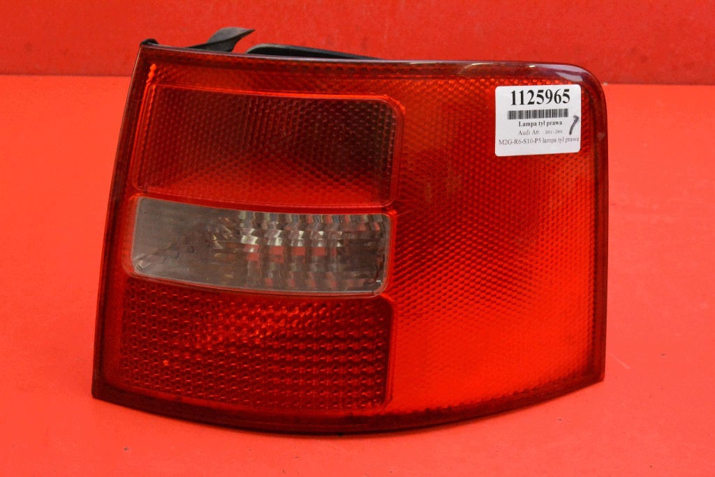 Licht rechts heck hinten 4B9945096F AUDI A6 C5 KOMBI LIFT 01-04