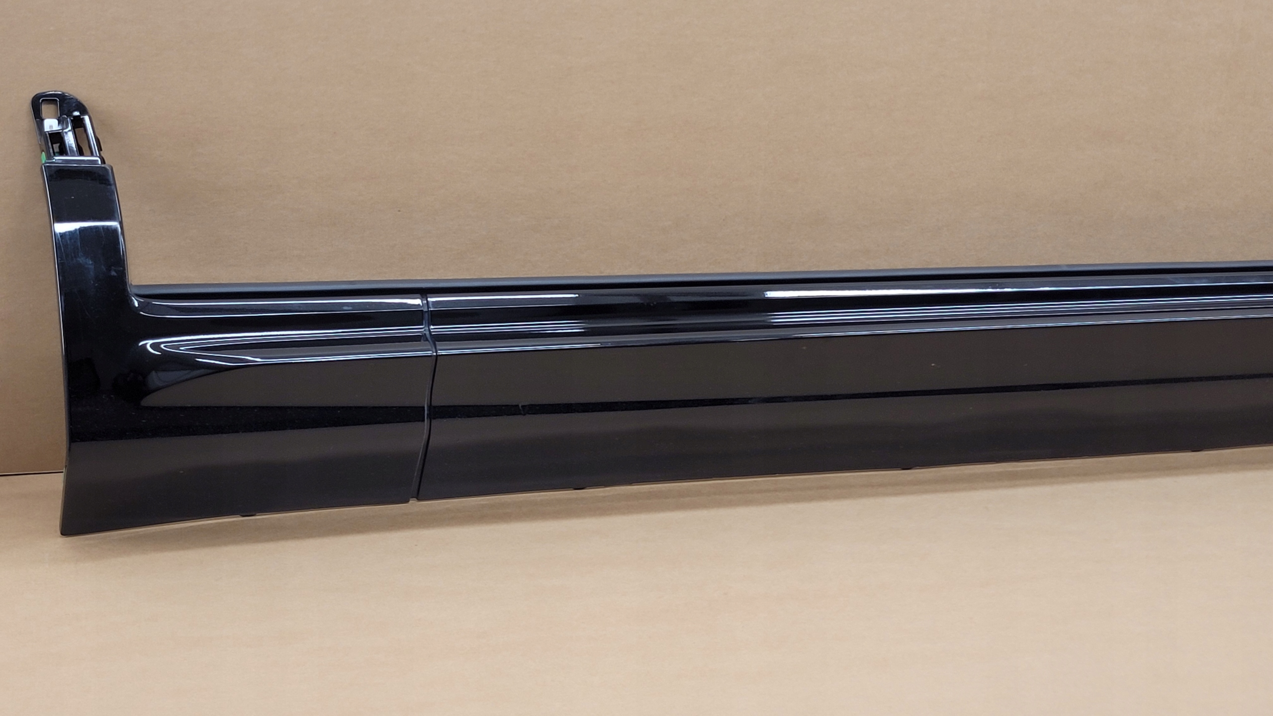 right moulding cap threshold VOLVO XC90 II 2015- colour 717