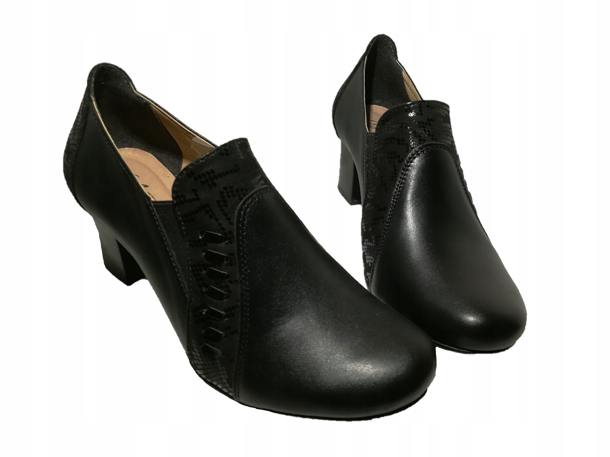 

5. Uniwersał wygodne mokasyny na obcasie s.nat.