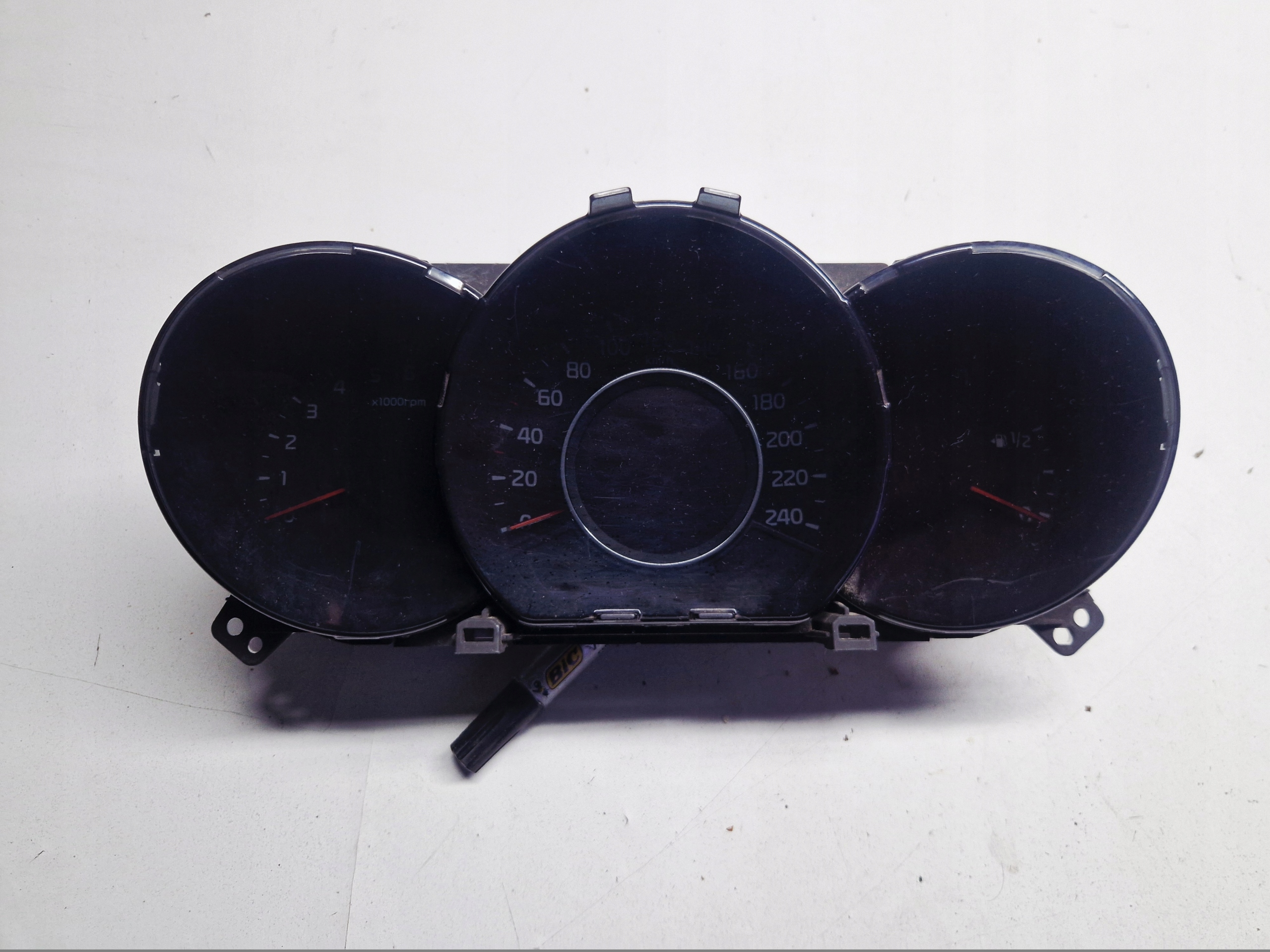 dials dials KIA CEED II 1.6 CRDI 94003-A2232