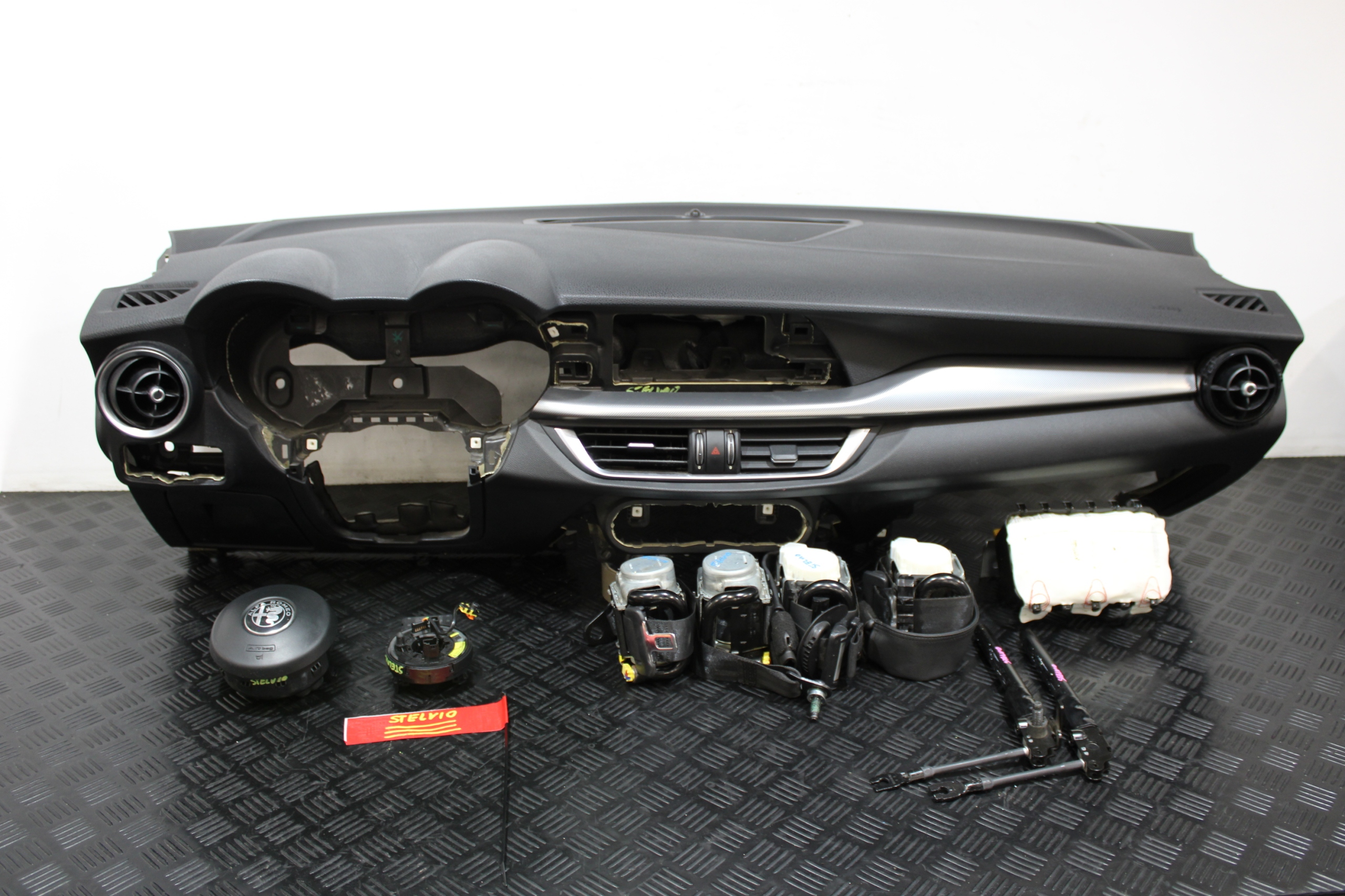 dashboard console airbag airbags ALFA ROMEO STELVIO