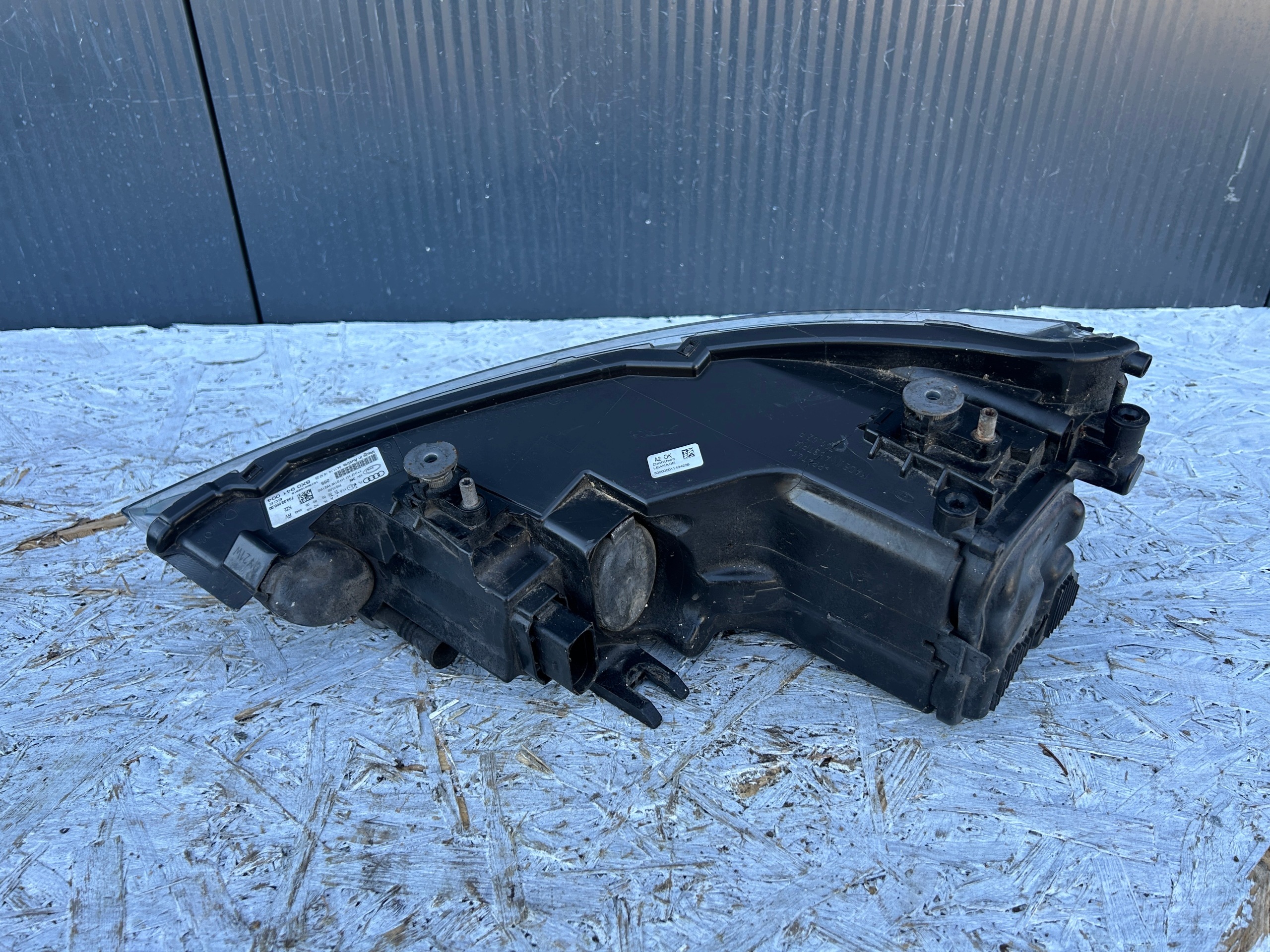 light right front front AUDI A1 and 8X 10-14 8X0941004