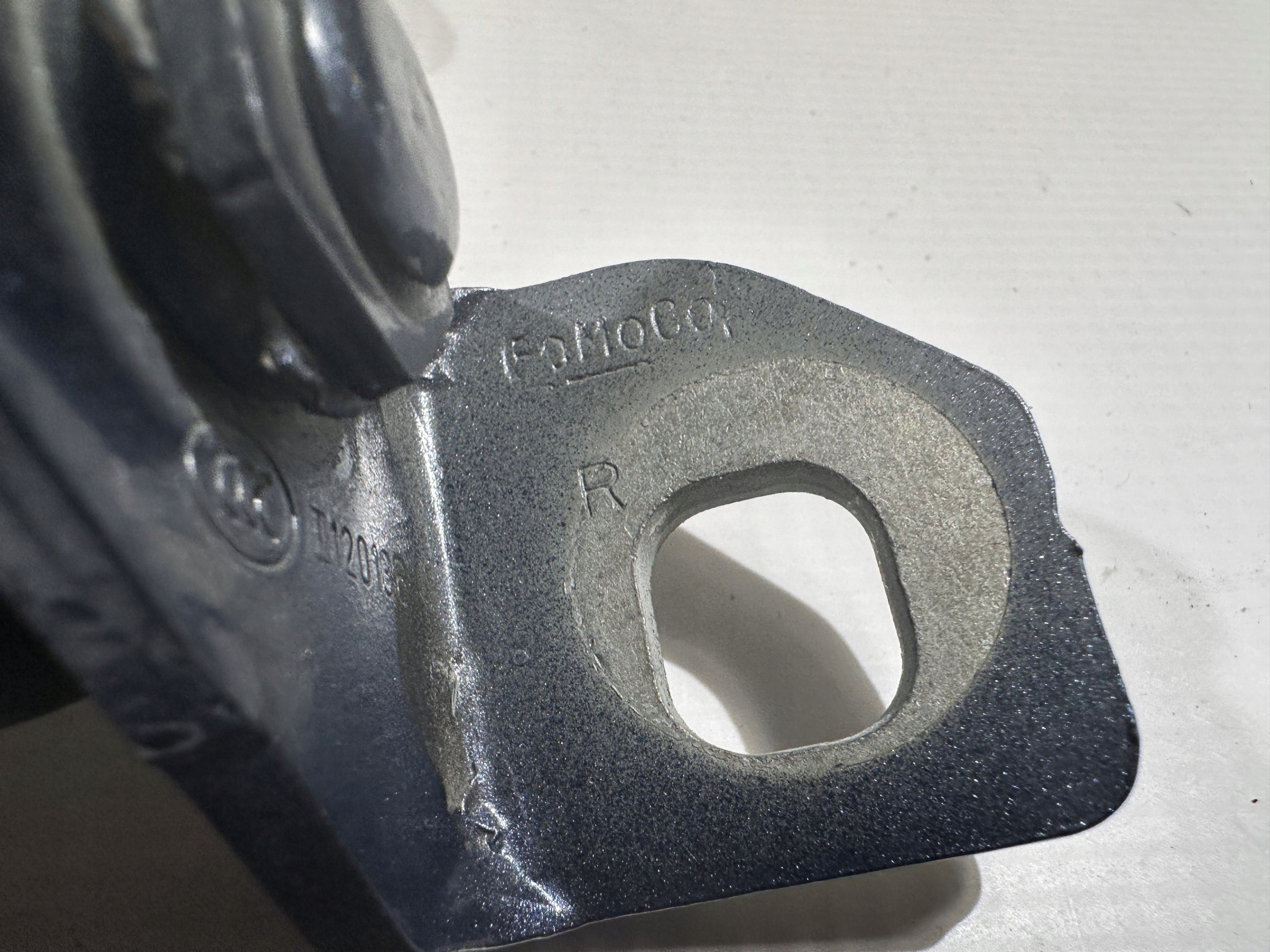 hinges hinge door Tylnych Prawych rear part right Ford Explorer 2020+