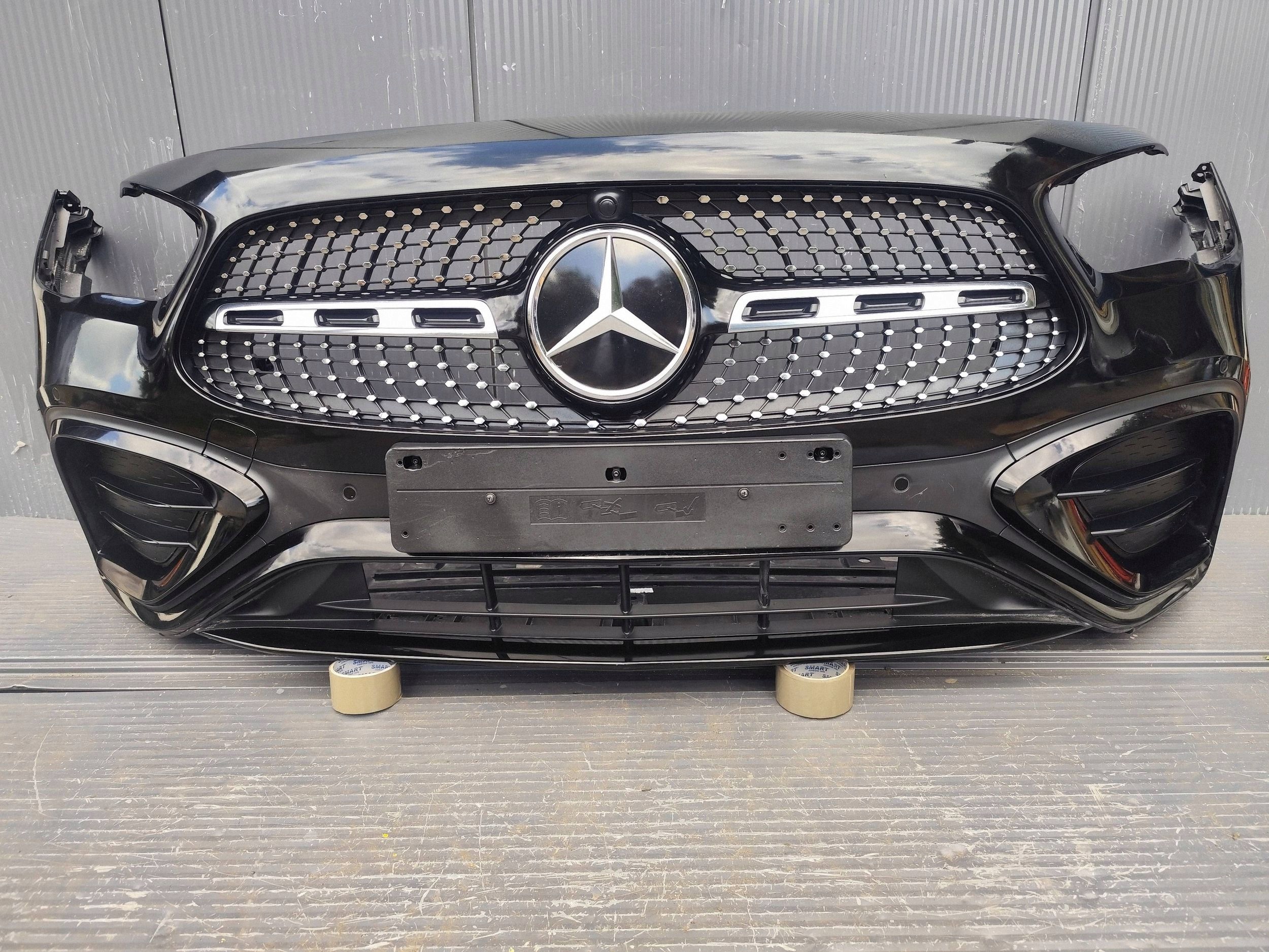 MERCEDES GLA 247 LIFT front bumper PDC complete DEMONTAZ
