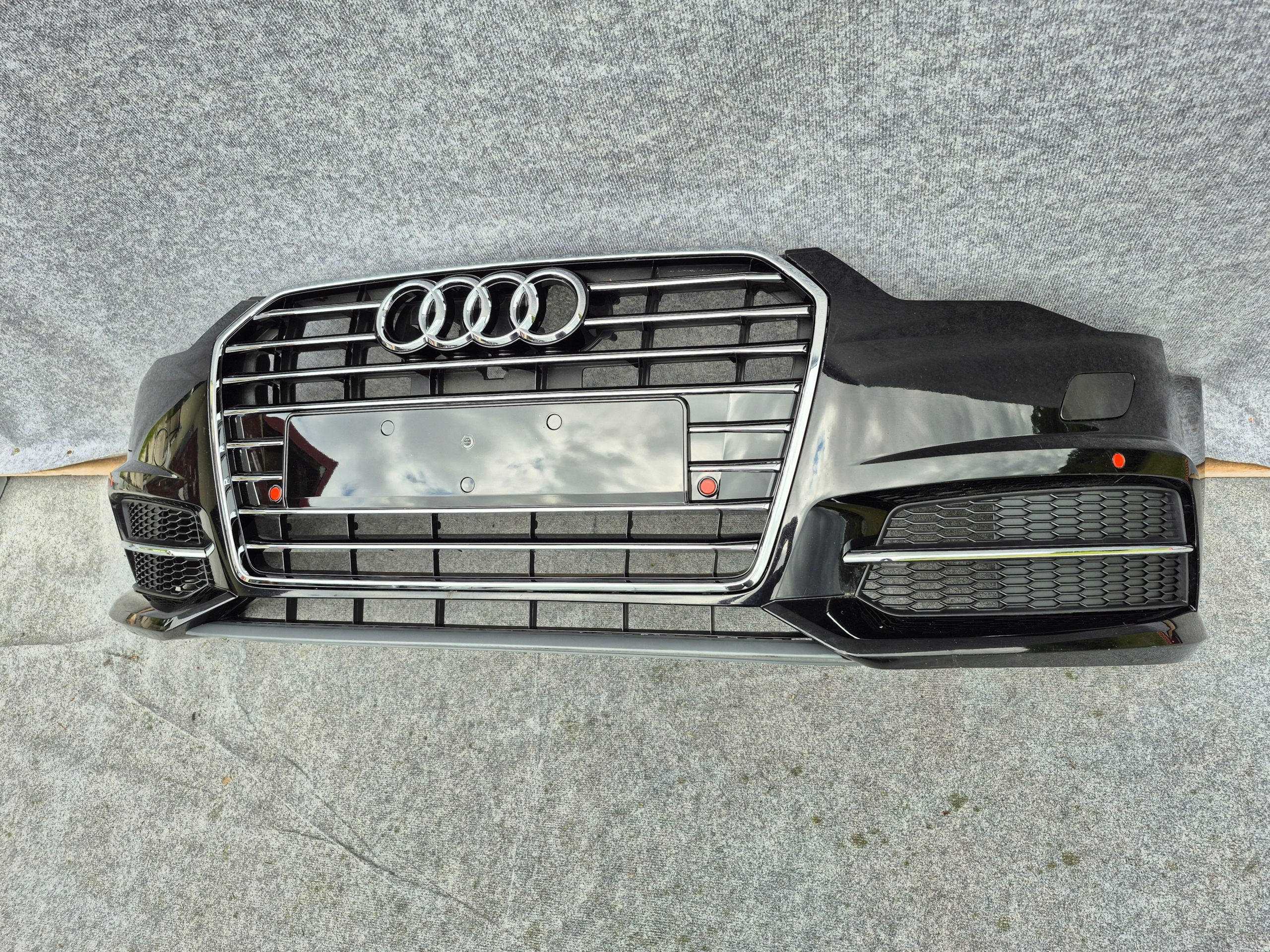 AUDI A6 C7 4G LIFT S-LINE ZDERZAK PRZÓD 4x PDC Producent części Audi OE