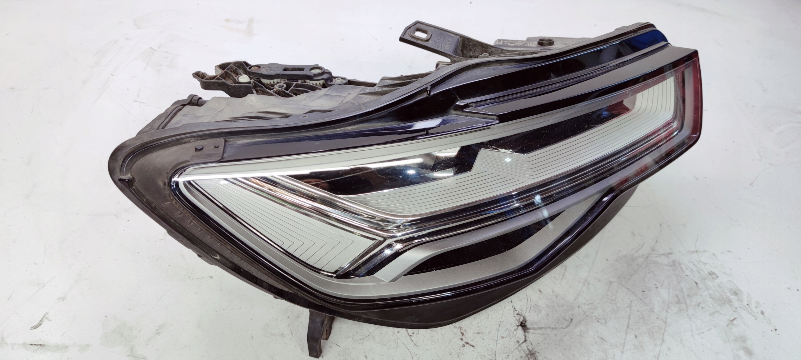 REFLEKTOR FULL LED AUDI A6 C7 LIFT 4G0941034H KOMP