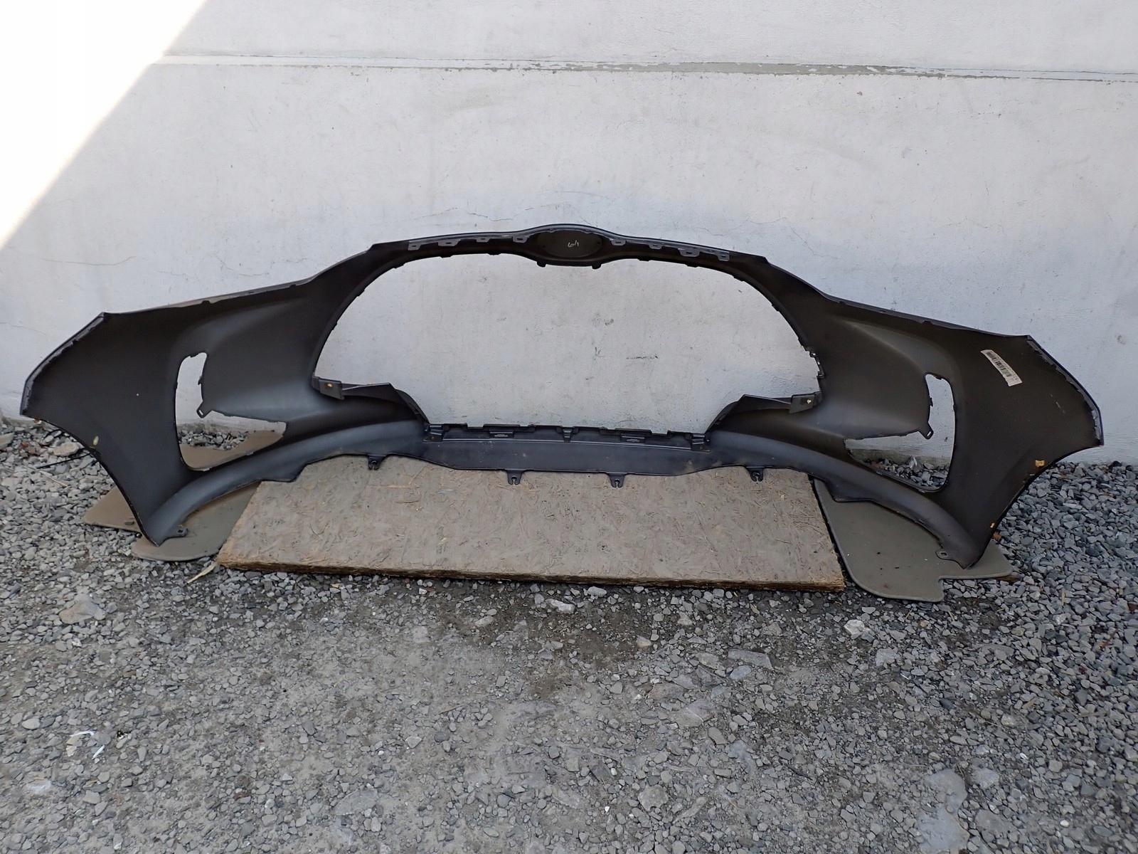 nárazník předek přední TOYOTA YARIS 4 IV P21 2020