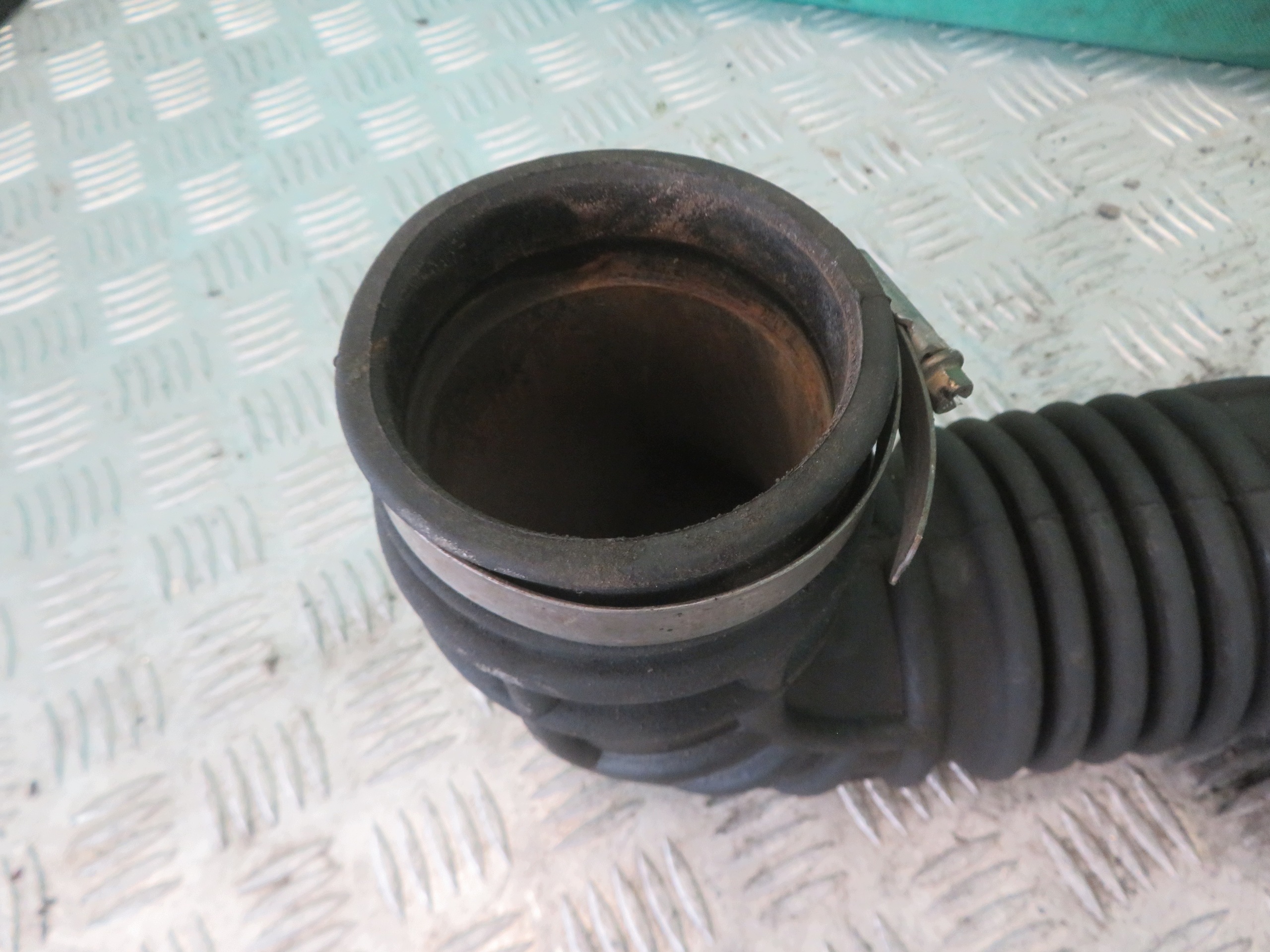 flow meter air NISSAN CABSTAR 07R 0281002663