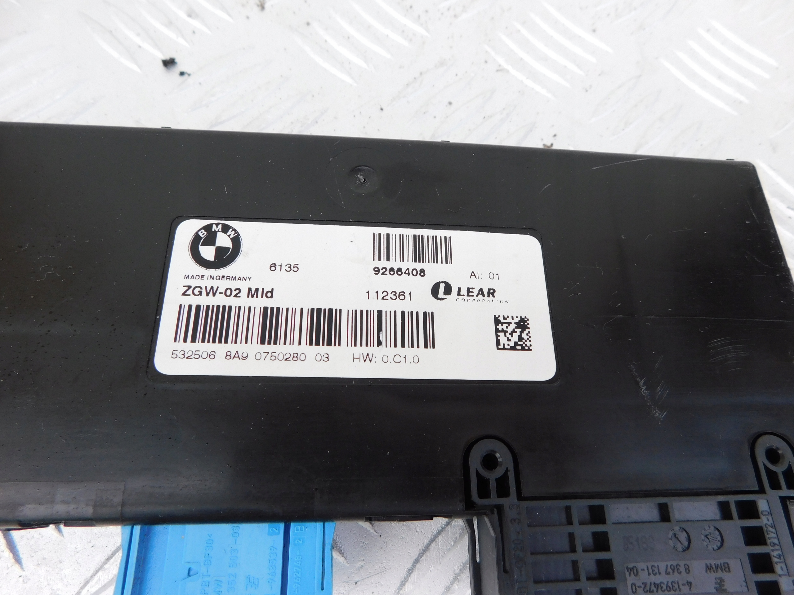 BMW F10 F11 module control unit ZGW 9266408