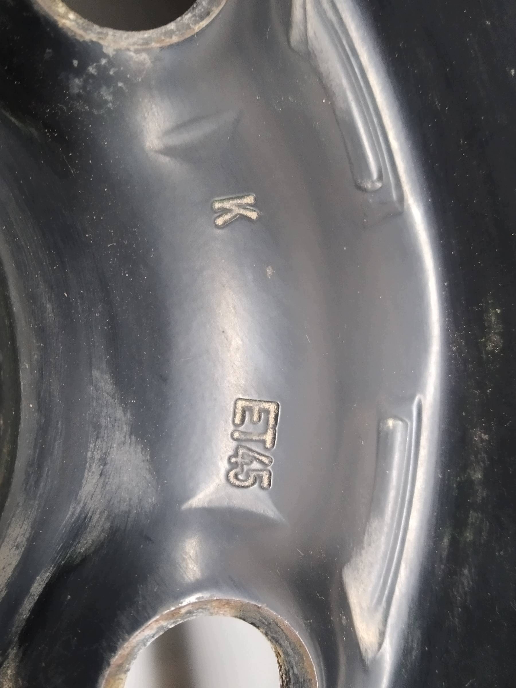 disk oceľový R15 5X112 ET45 OC57MM 6JX15H2 8D0601027 VW AUDI