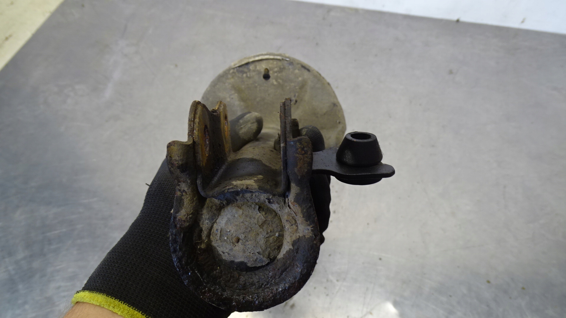 MCPERSON PRAWY PRZEDNI CHEVROLET AVEO 1.2 Typ samochodu Samochody osobowe