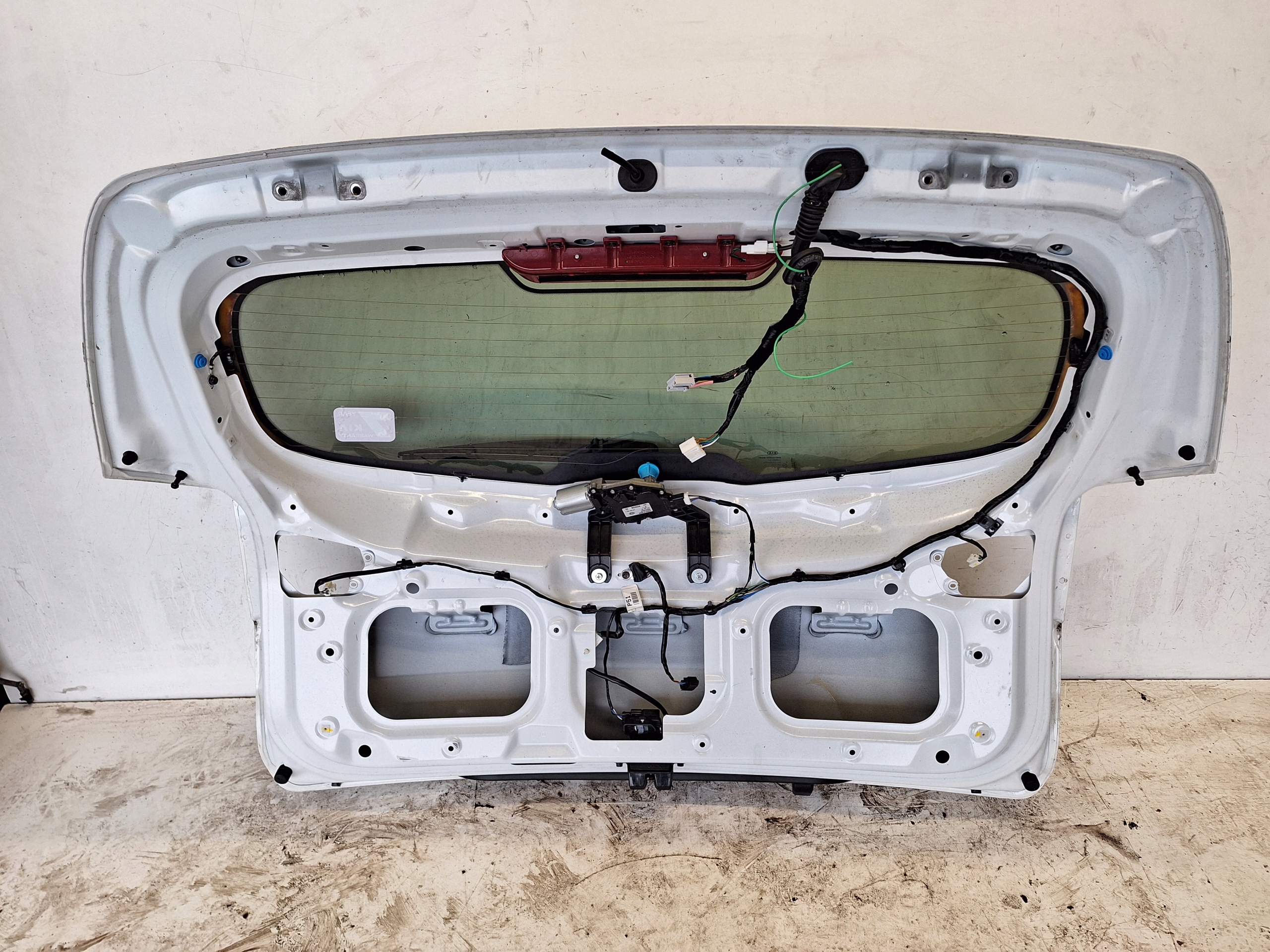 KIA SPORTAGE III 10-17 boot door