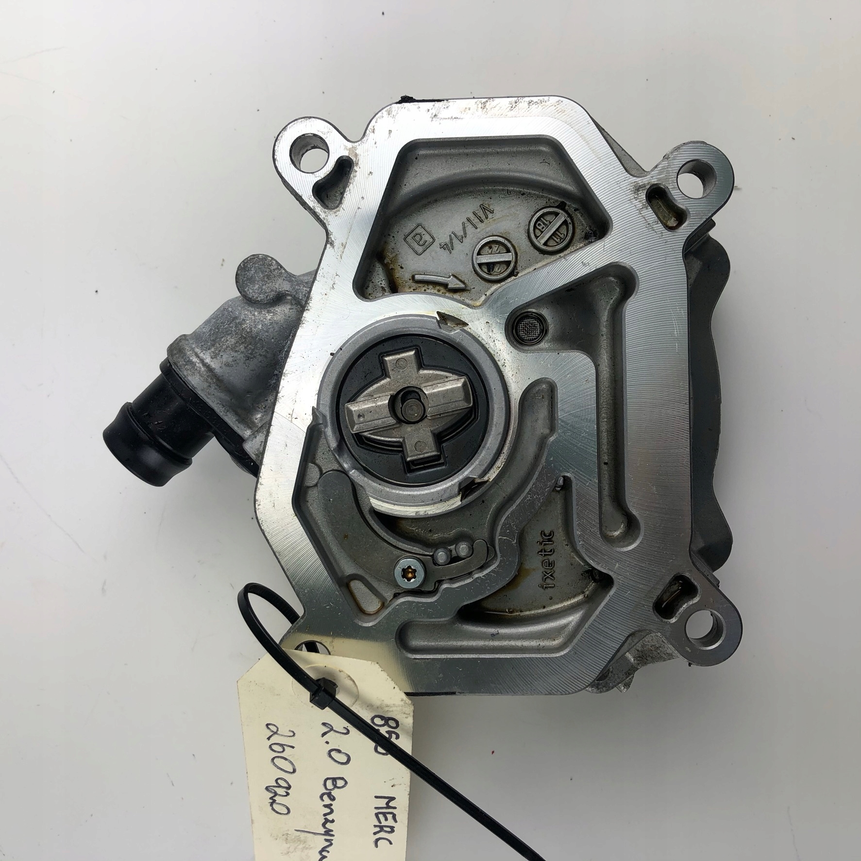 A2641800000 - Насос VACUM WAKUM W177 AMG A35 2.0 T 16V 260920