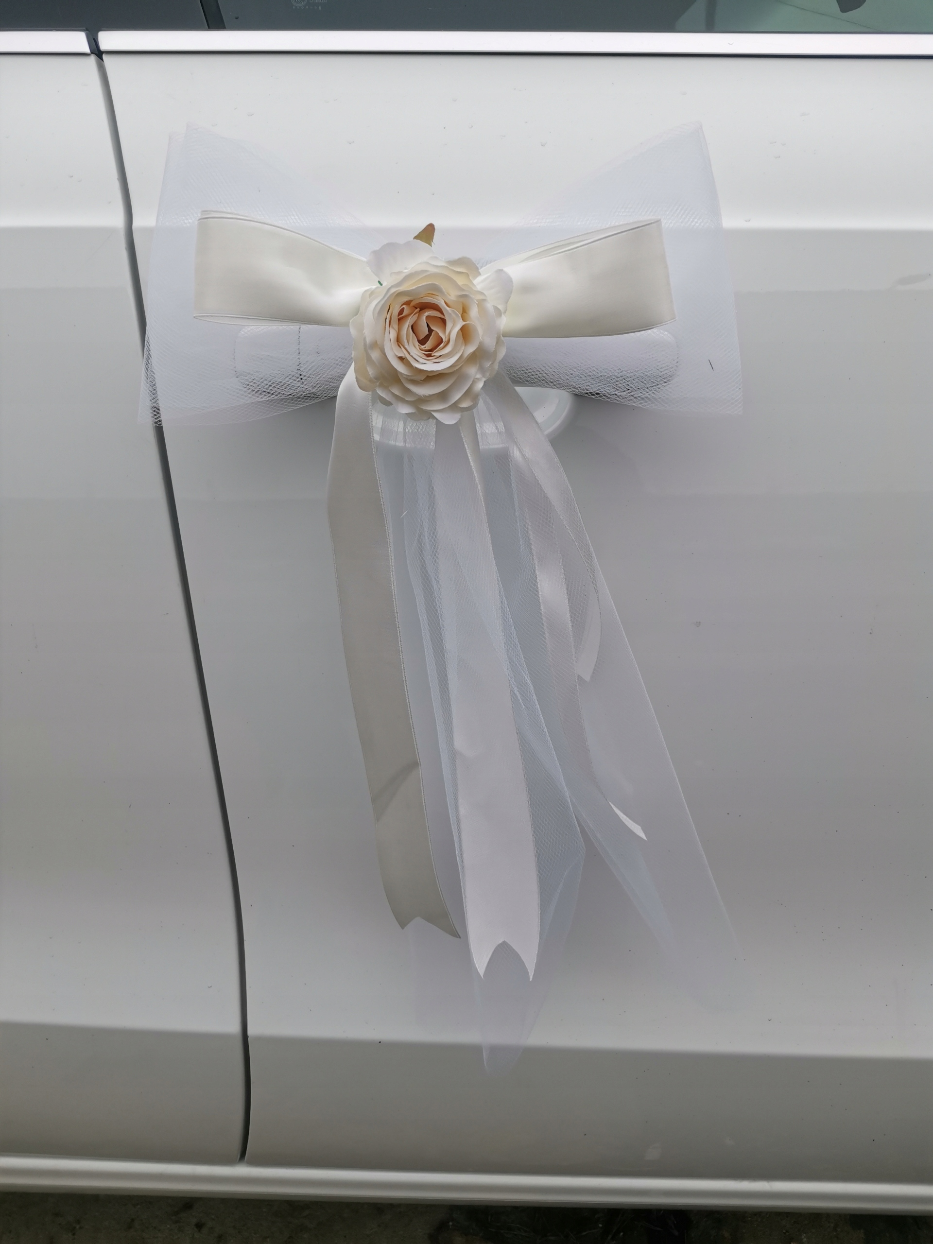 

Kokardy Do Dekoracji Samochodu, Ozdoby Na Auto