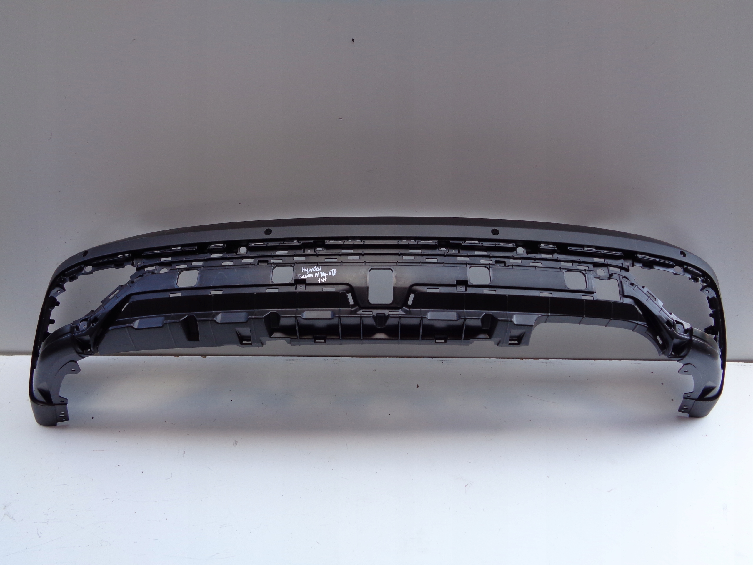 accessories bumper rear HYUNDAI TUCSON IV 24- LIFT
