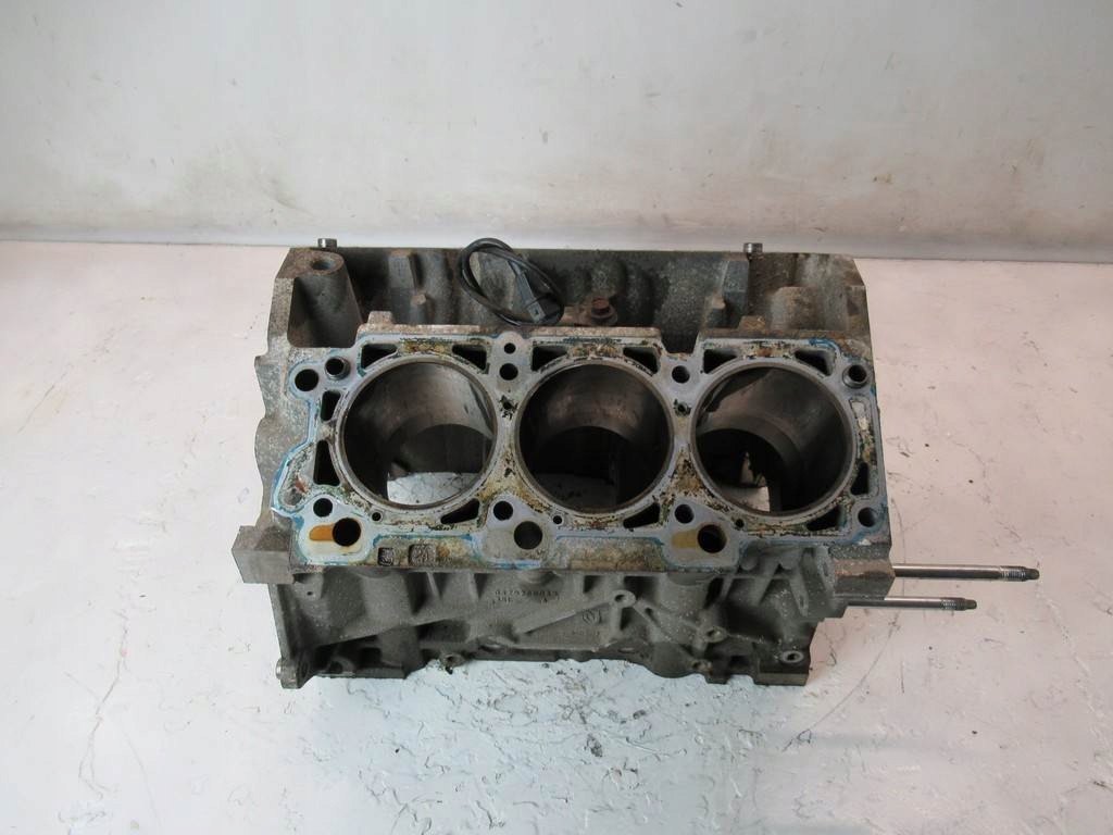 BLOK SILNIKA Chrysler Pacifica 3.5B EGN 04792660AB Producent części Inny