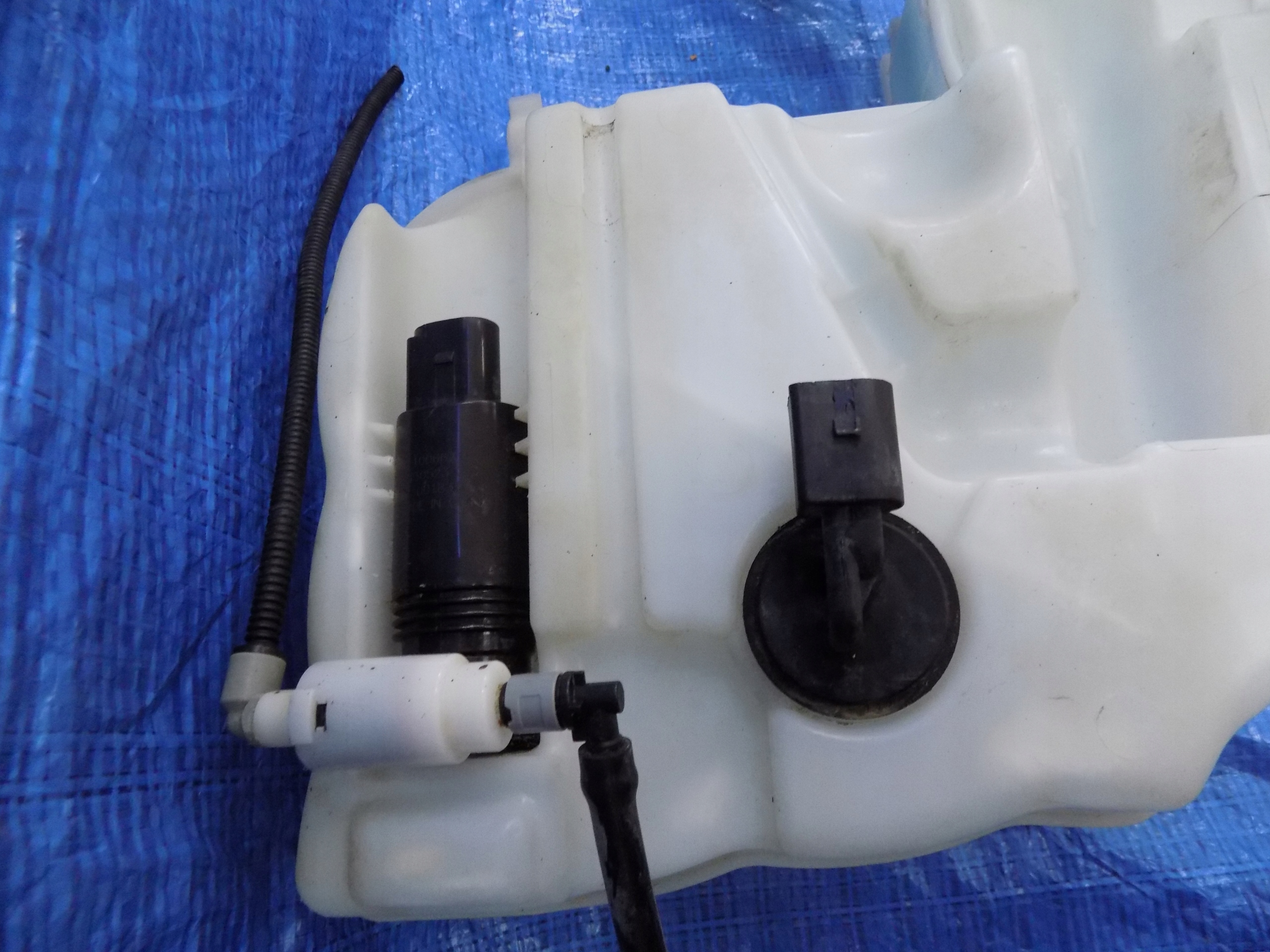 behälter spritzdüse MERCEDES ML W166 3,0CDI 350 A1668600660