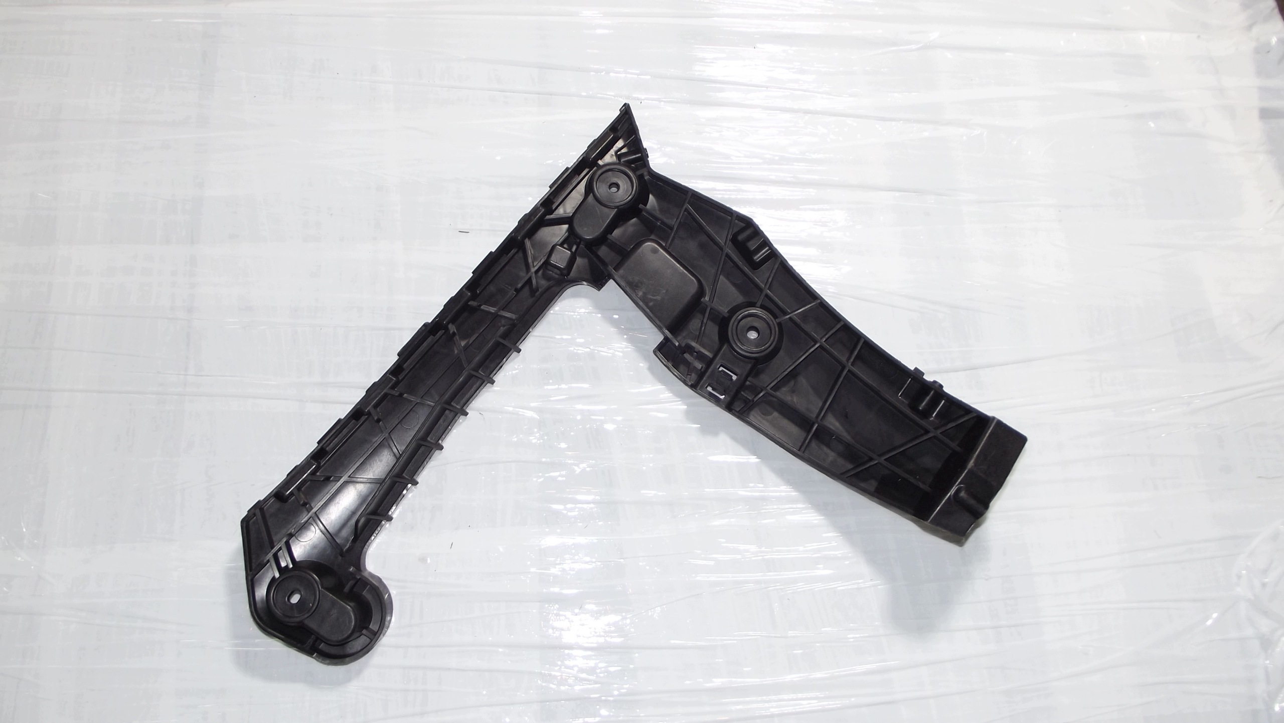 Audi A4 B9 kombi bumper bracket left rear part 8W9807453C