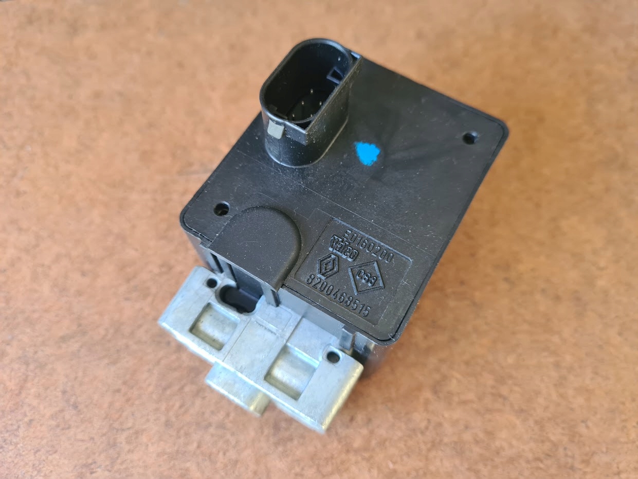 BLOKADA KIEROWNICY CZYSTA LAGUNA MEGANE 8200468515