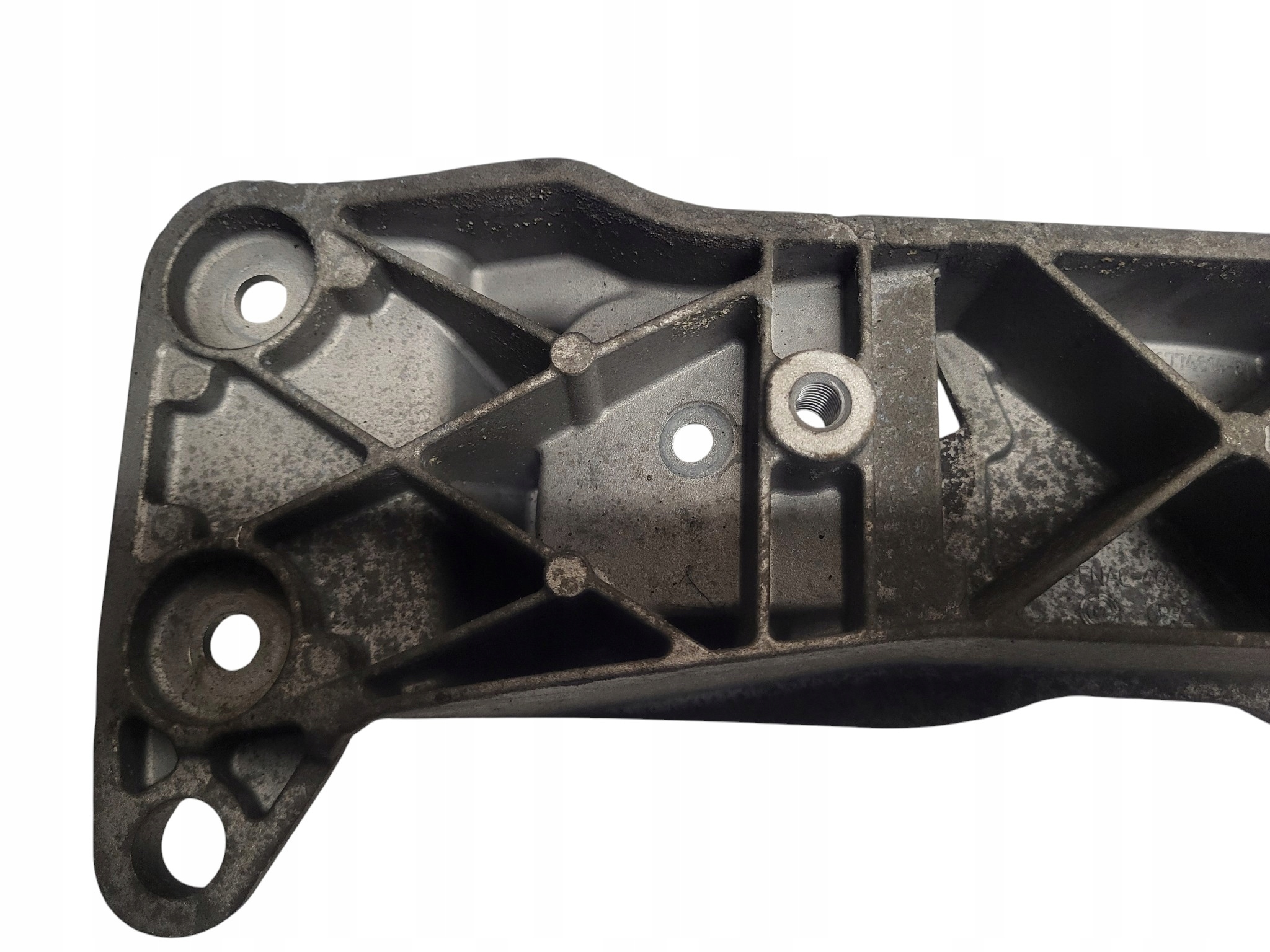 držák převodovky převodů BMW E60 E61 13807410
